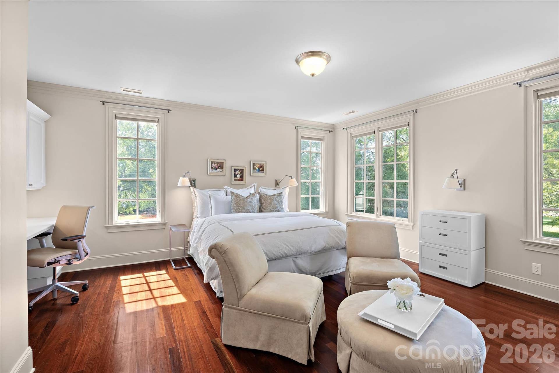 925 Harvard Place, Charlotte, NC 28207 925 Harvard Place, Charlotte, NC 28207