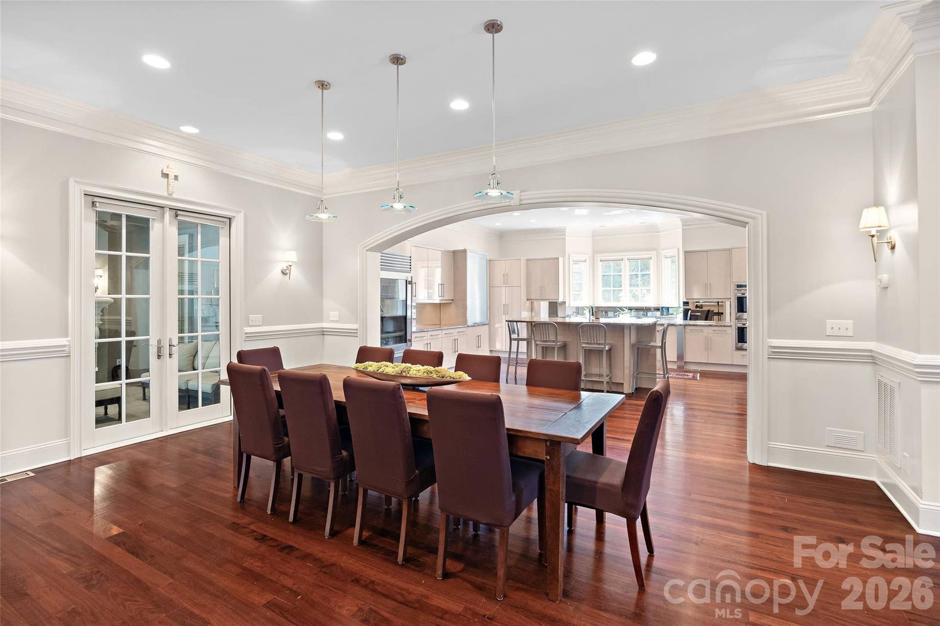 925 Harvard Place, Charlotte, NC 28207 925 Harvard Place, Charlotte, NC 28207