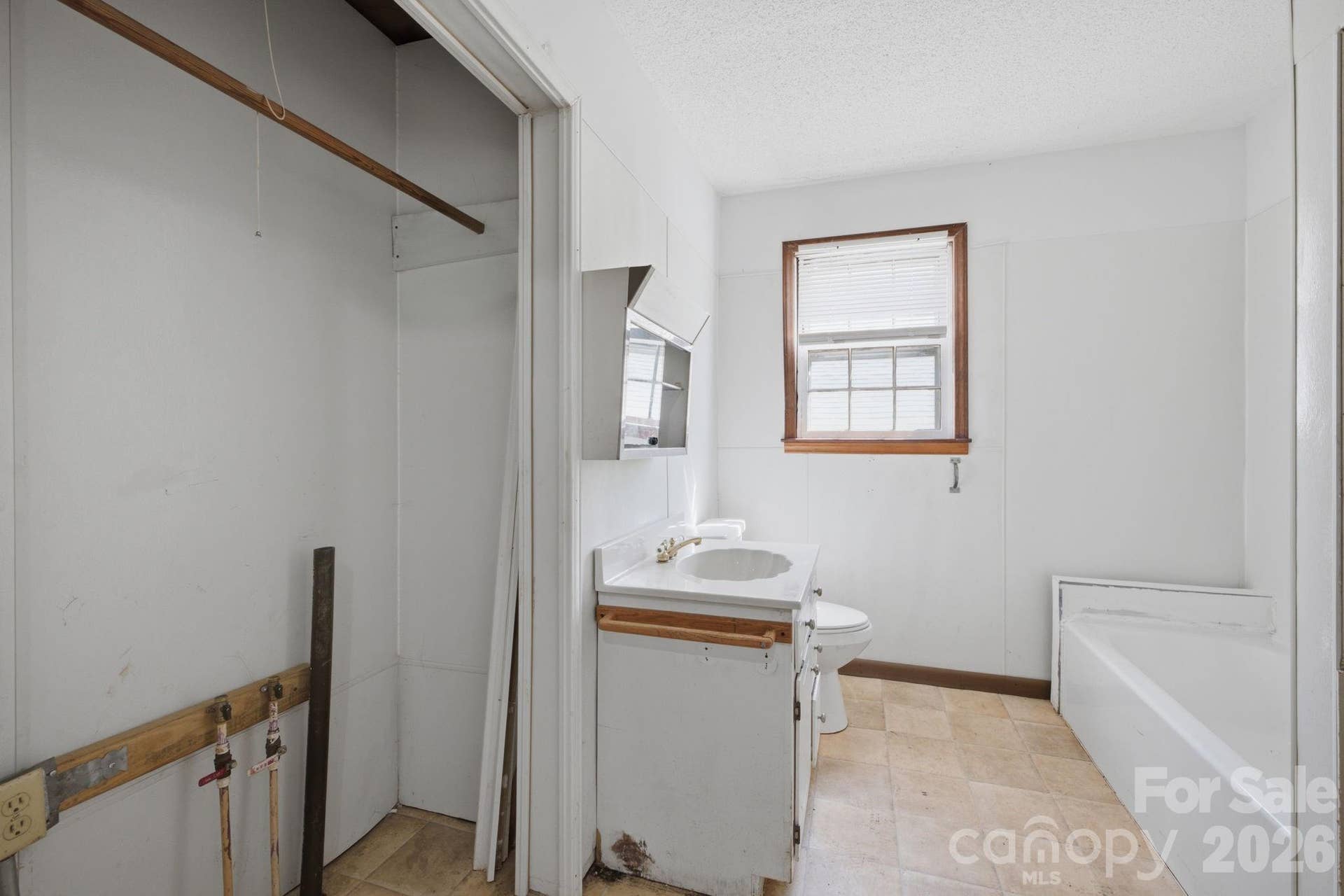 7090 Jake Seagle Road, Vale, NC 28168 7090 Jake Seagle Road, Vale, NC 28168