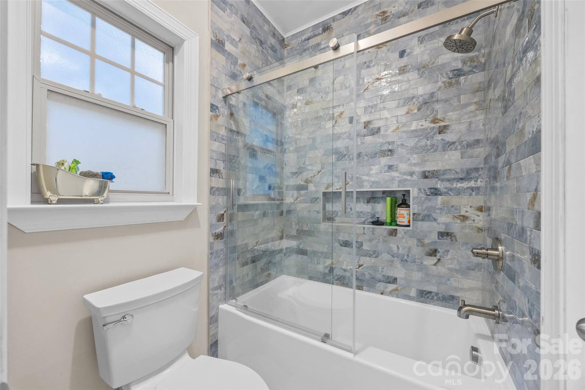 3301 Carlisle Court, Fort Mill, SC 29715 3301 Carlisle Court, Fort Mill, SC 29715