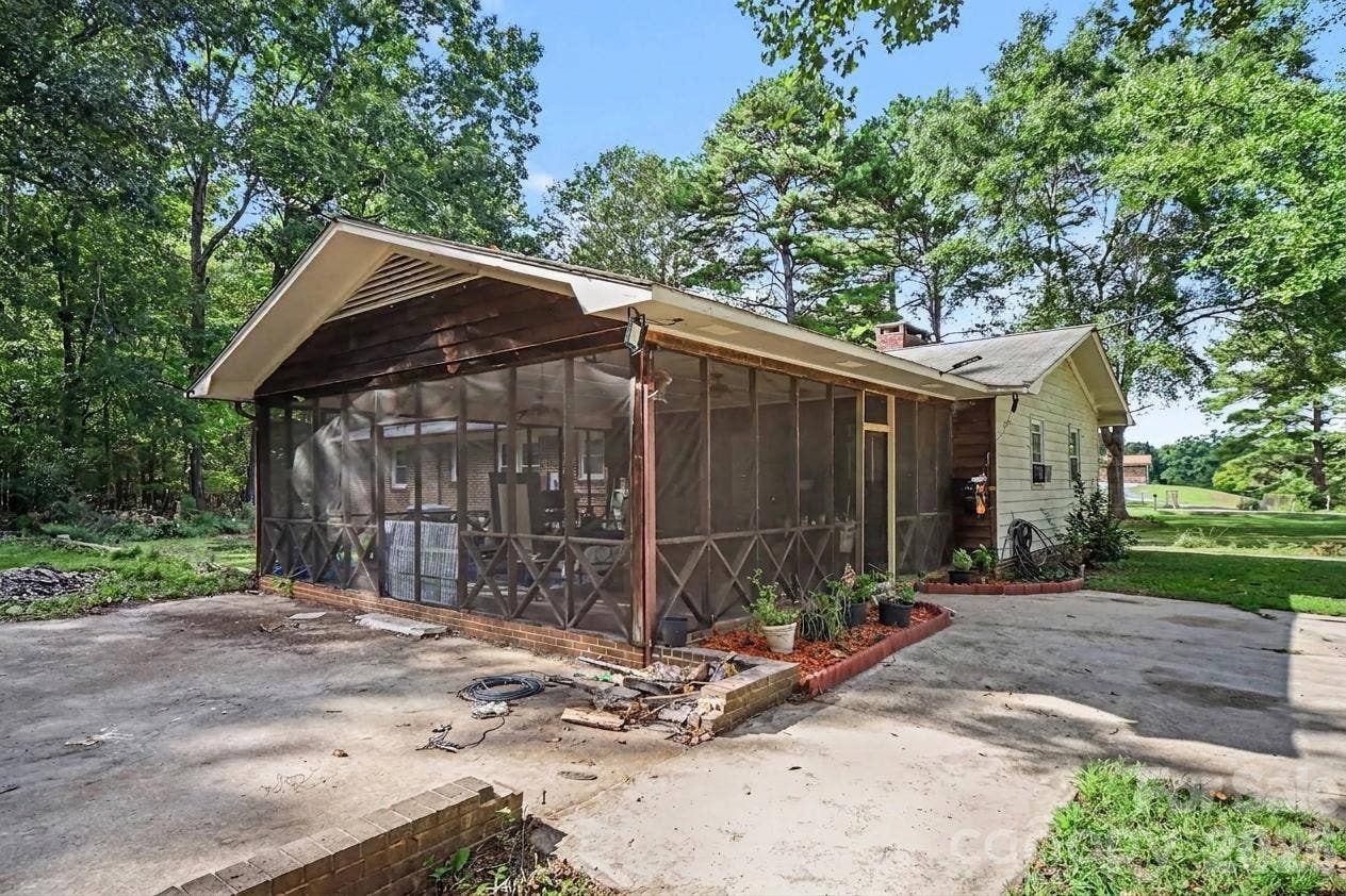 2681 University Drive, Lancaster, SC 29720