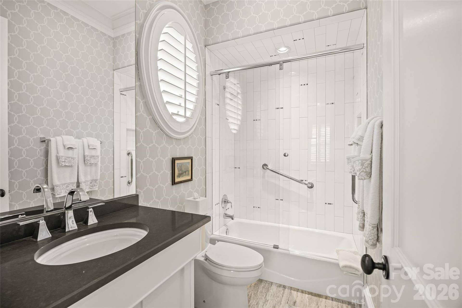 122 Cottage Place, Charlotte, NC 28207 Full Bath 2