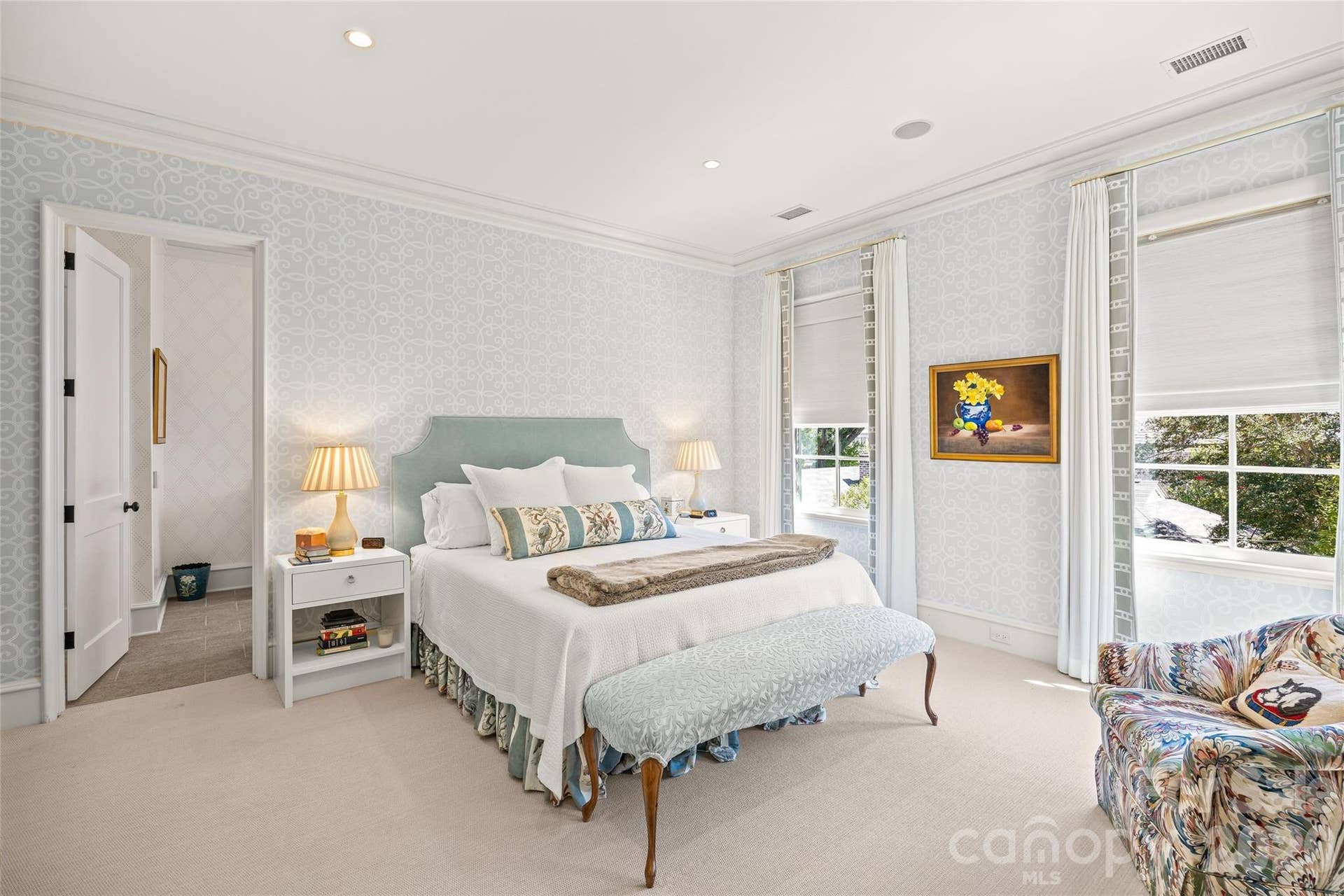 122 Cottage Place, Charlotte, NC 28207 Primary Suite