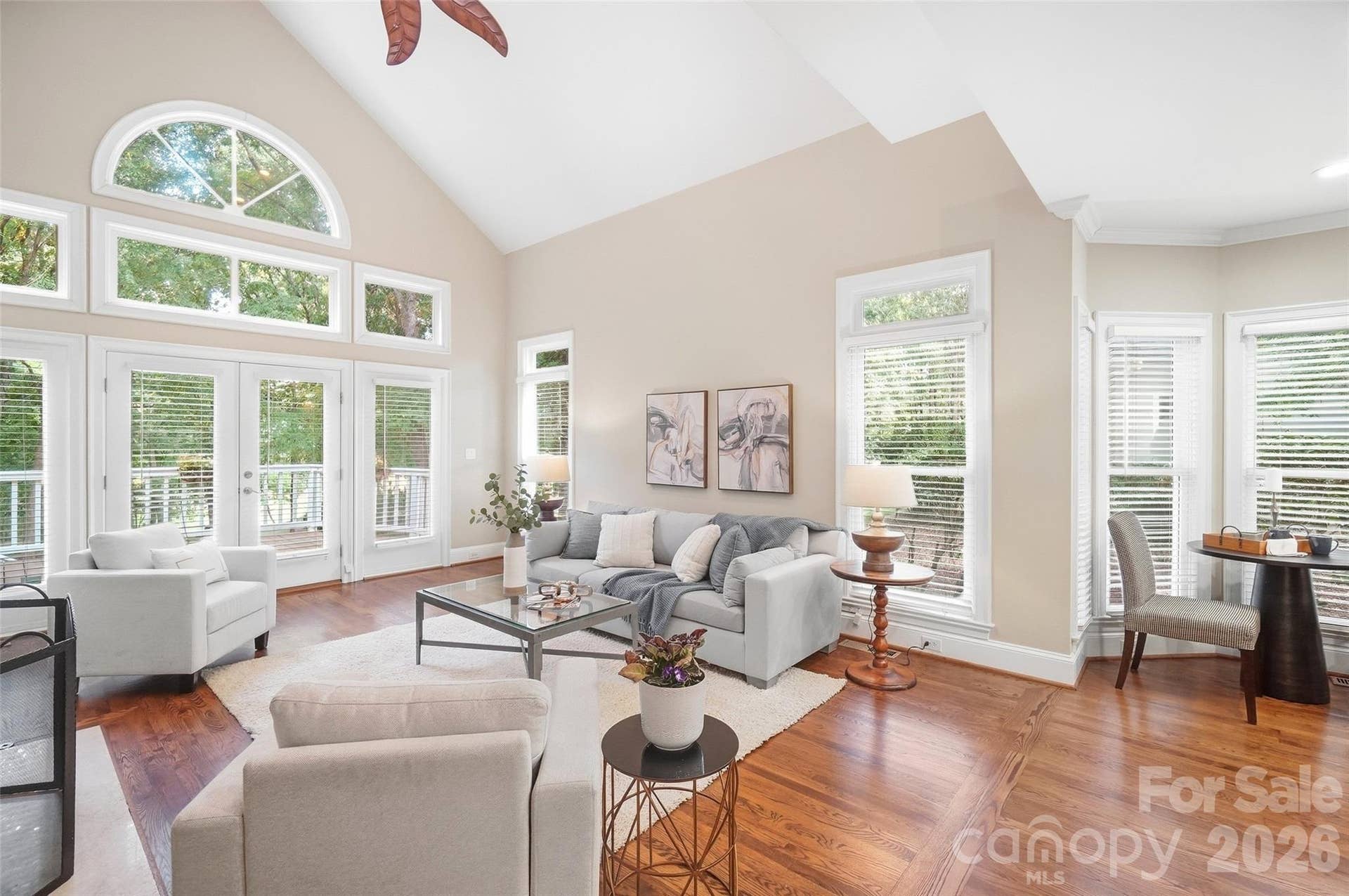 7425 Seton House Lane, Charlotte, NC 28277 Family room / breakfast