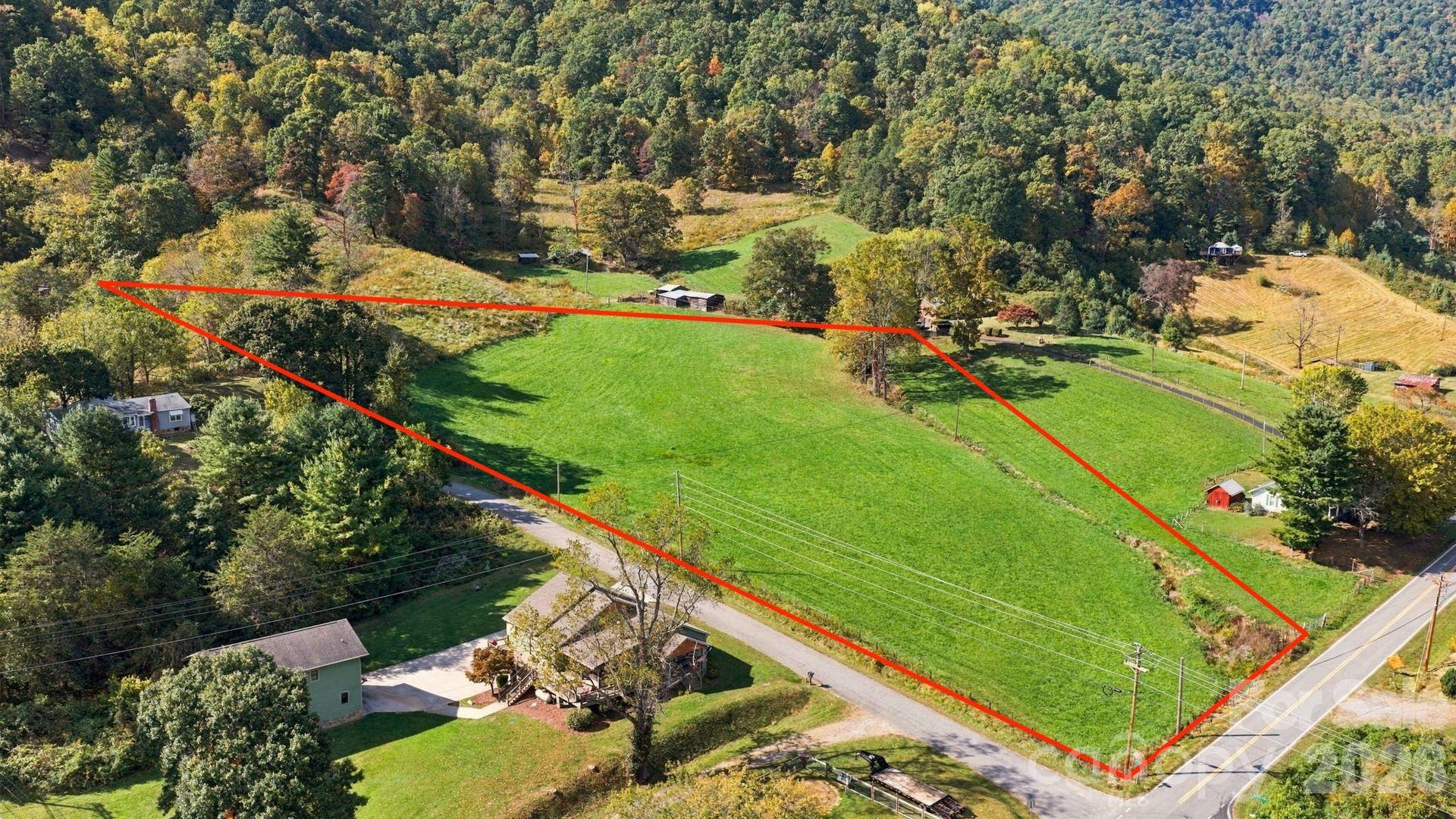 000 Beaverdam Road, Canton, NC 28716