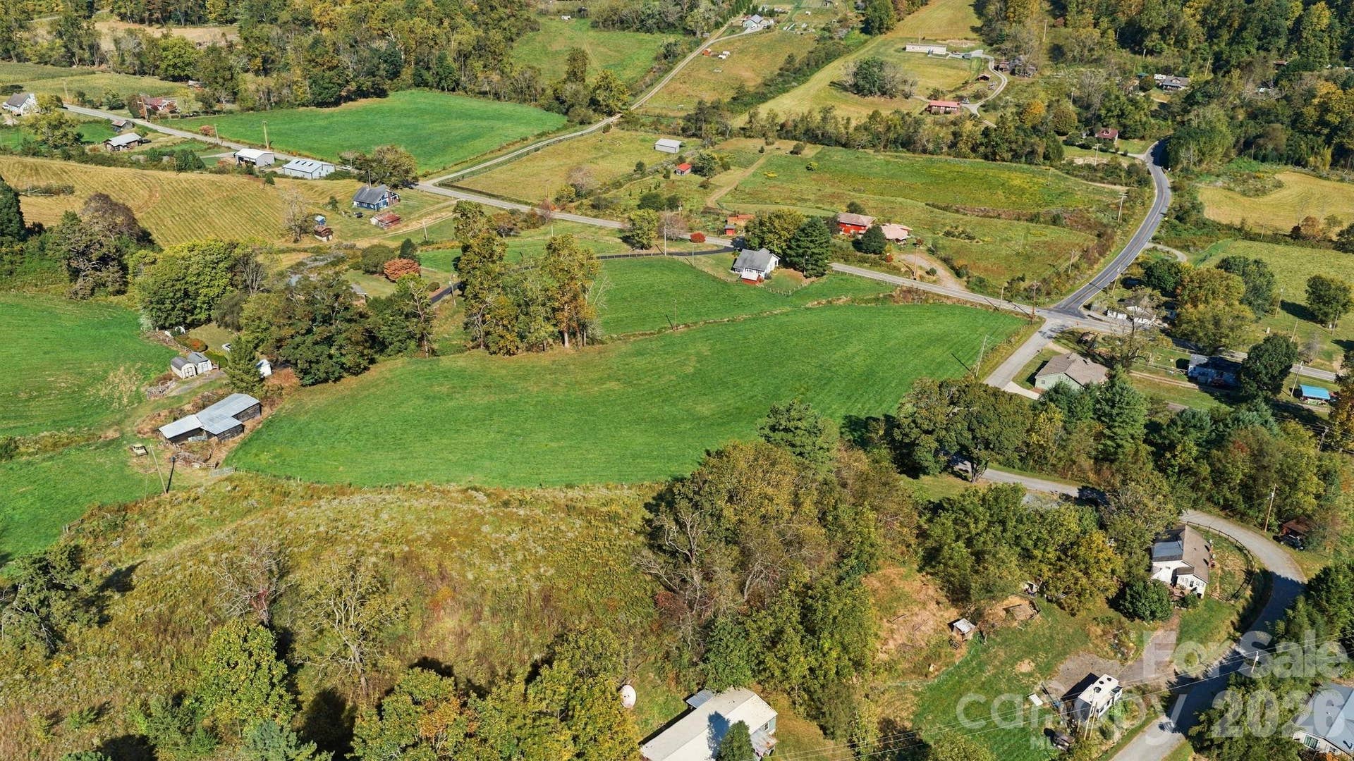 000 Beaverdam Road, Canton, NC 28716