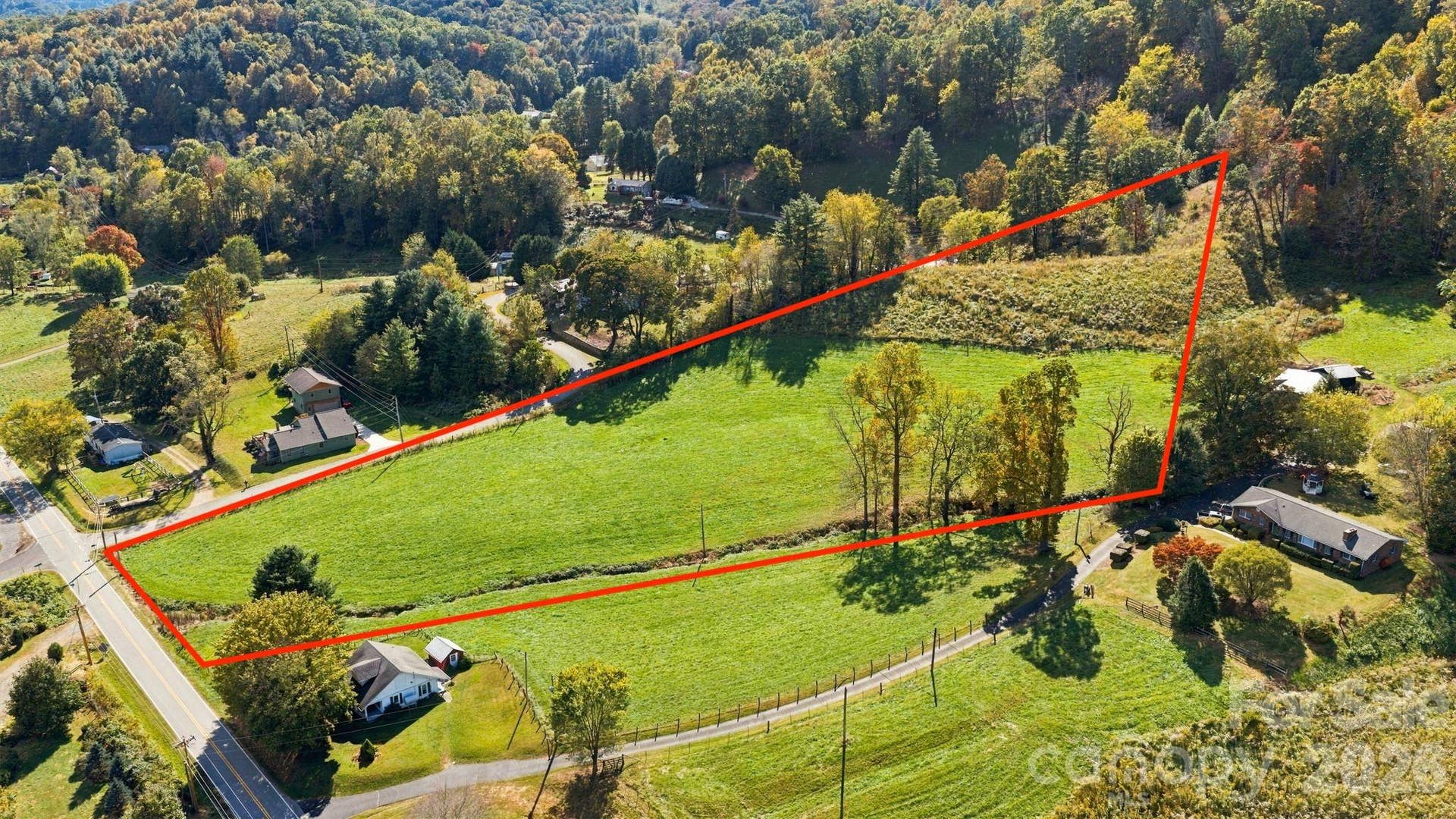 000 Beaverdam Road, Canton, NC 28716