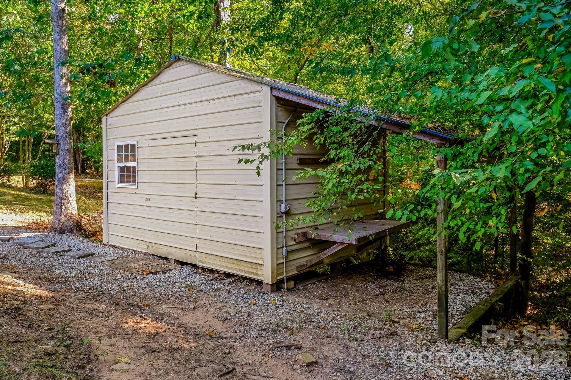 8711 Ellis Road, Waxhaw, NC 28173 17' X 12' STORAGE SHED