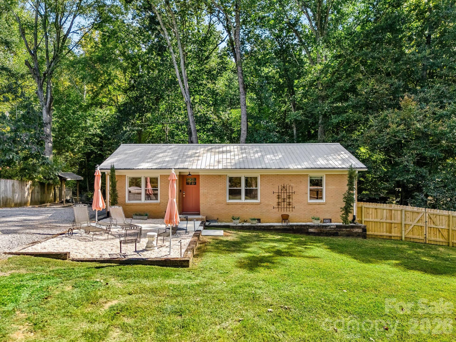 8711 Ellis Road, Waxhaw, NC 28173 FRONT