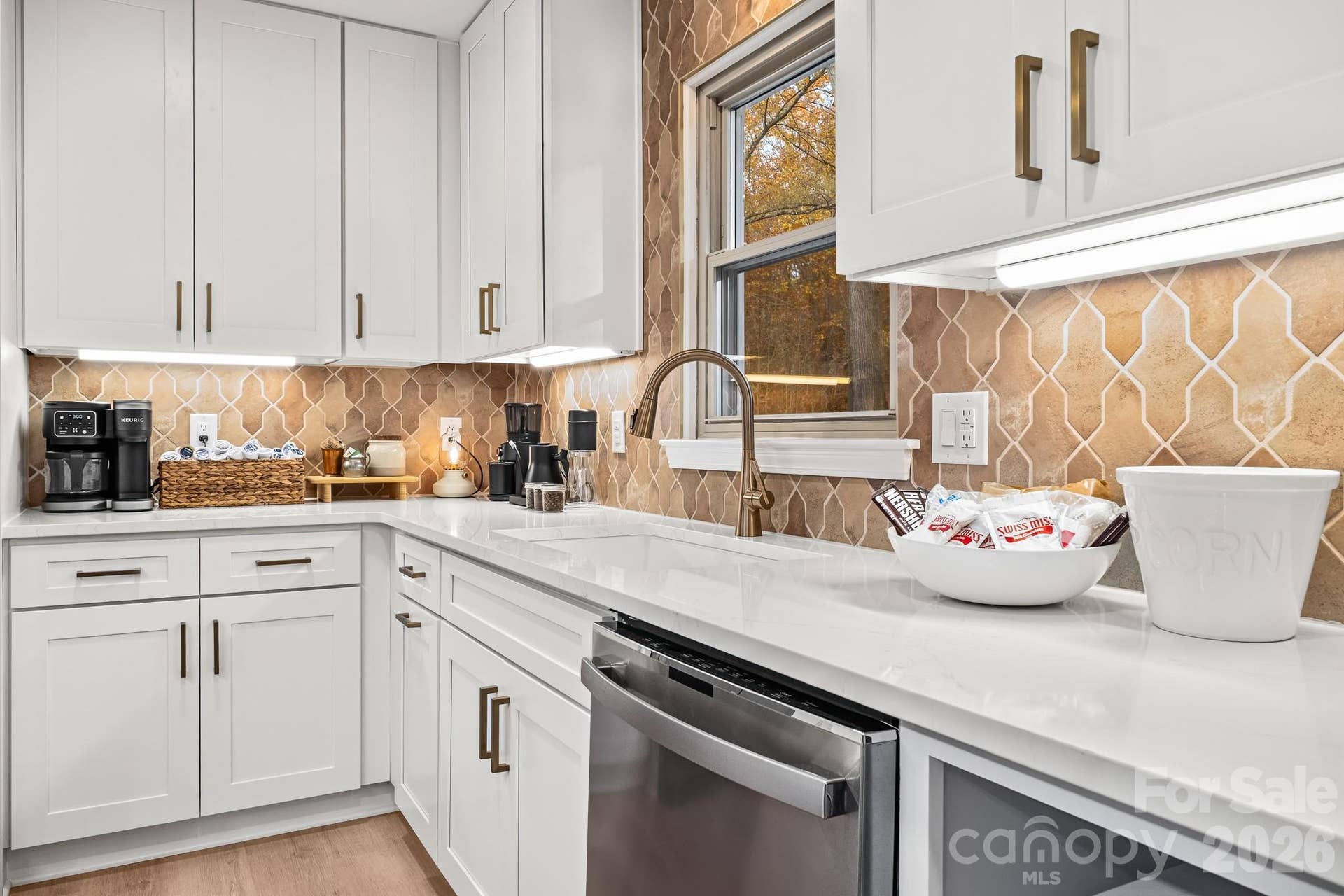 8711 Ellis Road, Waxhaw, NC 28173 KITCHEN