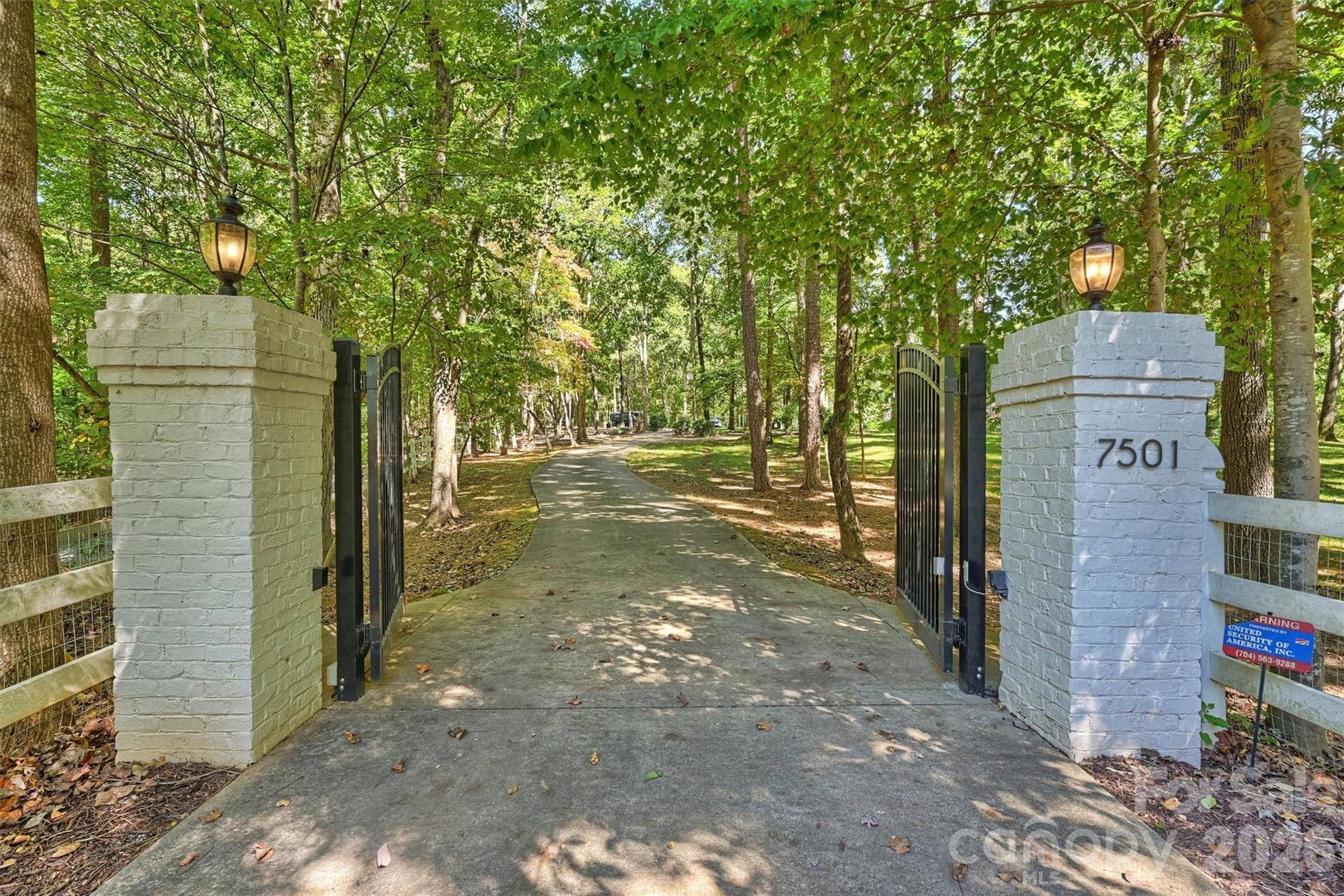 7501 Big Buck Trail, Waxhaw, NC 28173 7501 Big Buck Trail, Waxhaw, NC 28173