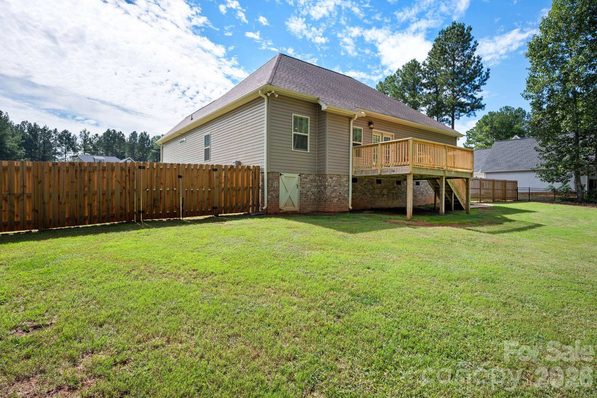 607 Zelkova Street, York, SC 29745 607 Zelkova Street, York, SC 29745