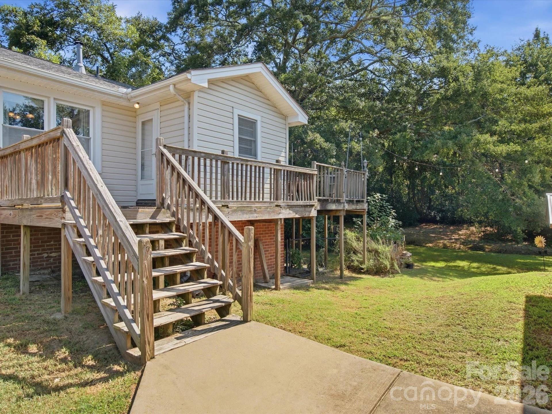 107 Berkley Street, Clover, SC 29710 107 Berkley Street, Clover, SC 29710