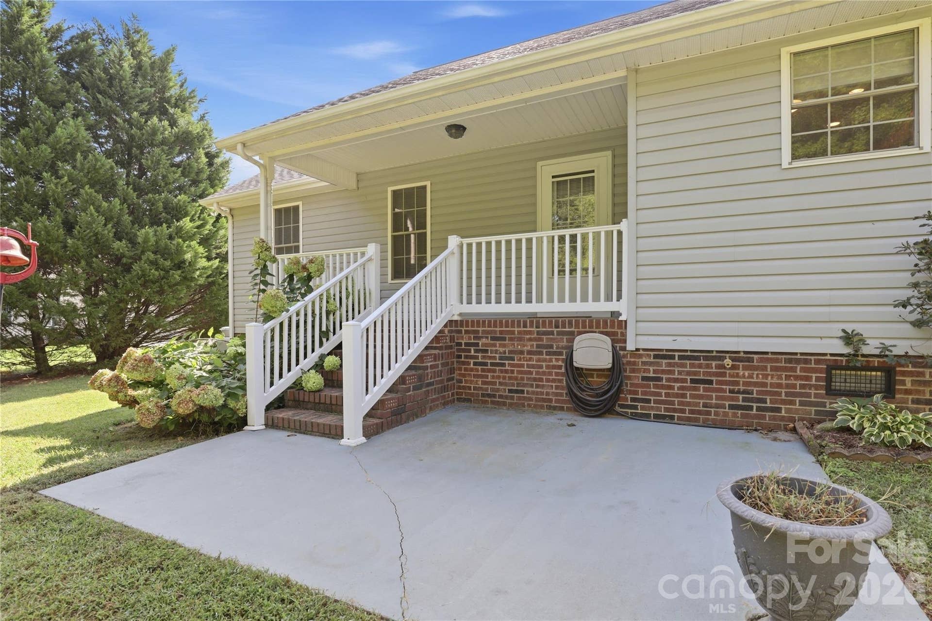 BACK DECK