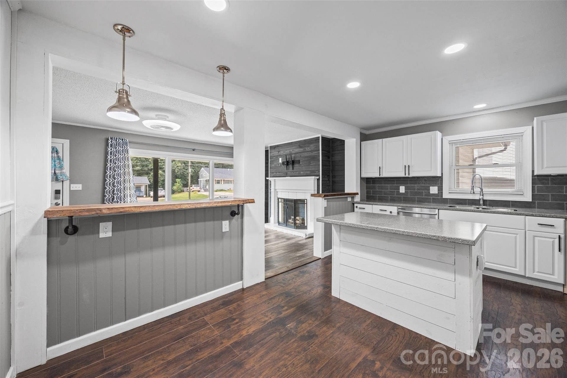 726 Forest Drive, Gastonia, NC 28054 726 Forest Drive, Gastonia, NC 28054