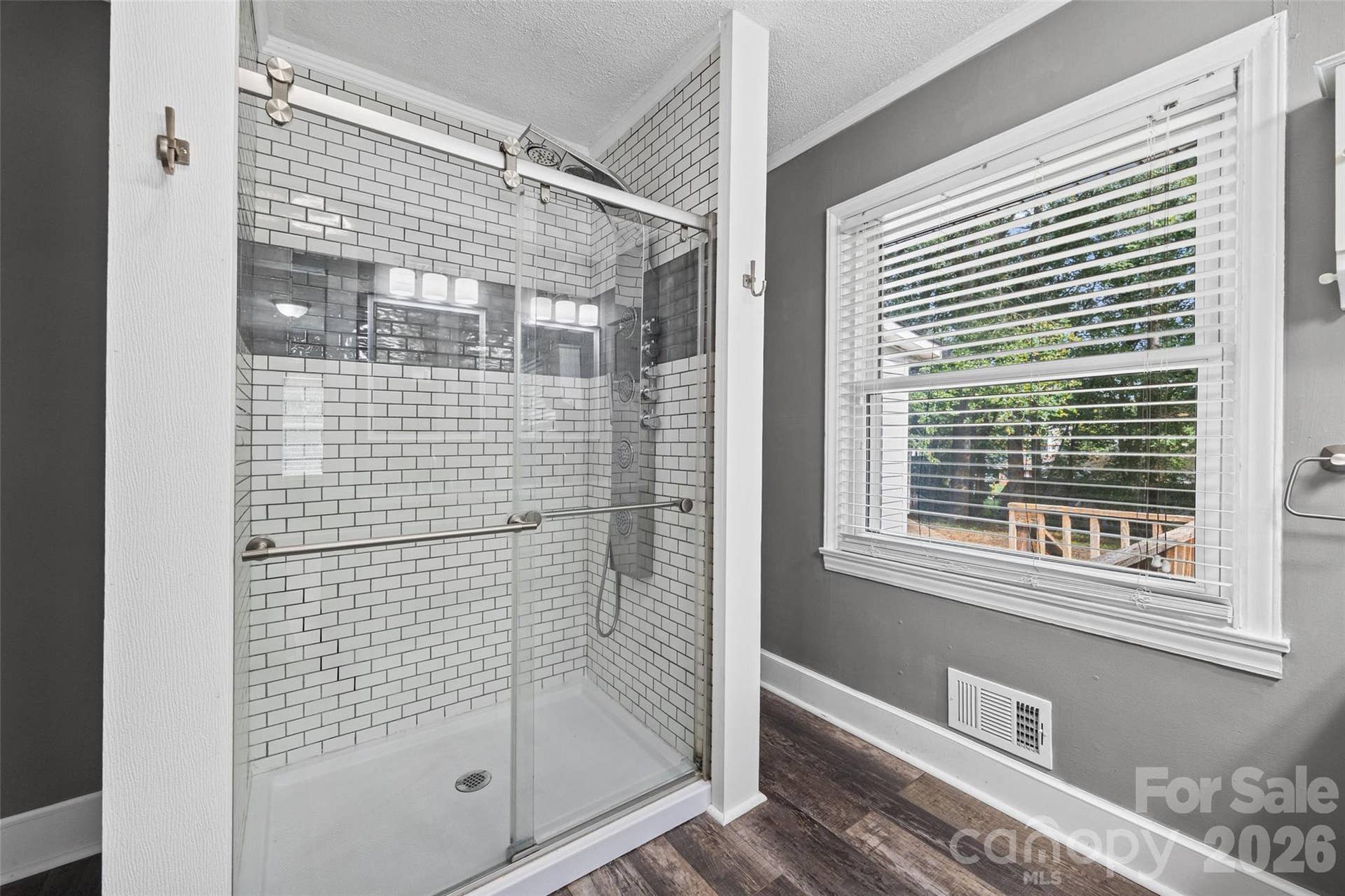 726 Forest Drive, Gastonia, NC 28054 726 Forest Drive, Gastonia, NC 28054