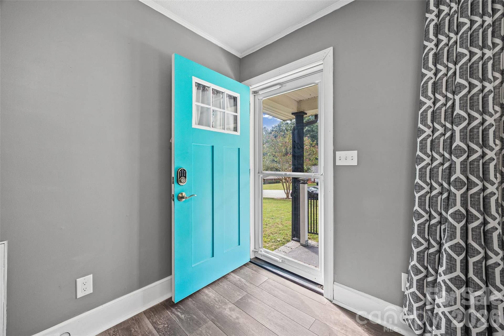 726 Forest Drive, Gastonia, NC 28054 726 Forest Drive, Gastonia, NC 28054