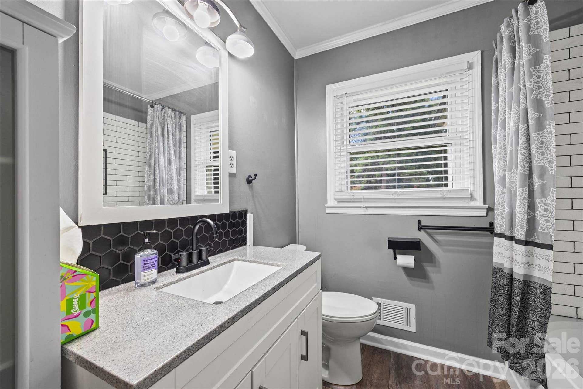 726 Forest Drive, Gastonia, NC 28054 726 Forest Drive, Gastonia, NC 28054