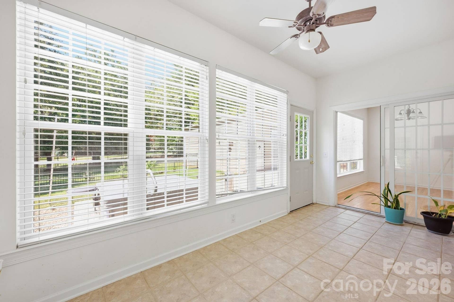 4353 Pine Harbor Drive, Denver, NC 28037 Sunroom