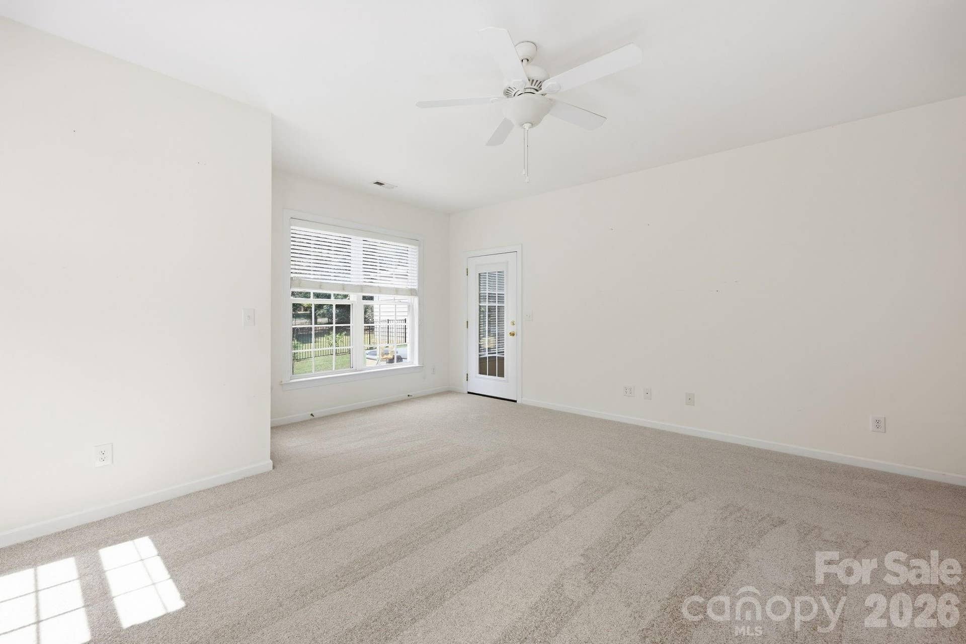 4353 Pine Harbor Drive, Denver, NC 28037 Primary Bedroom