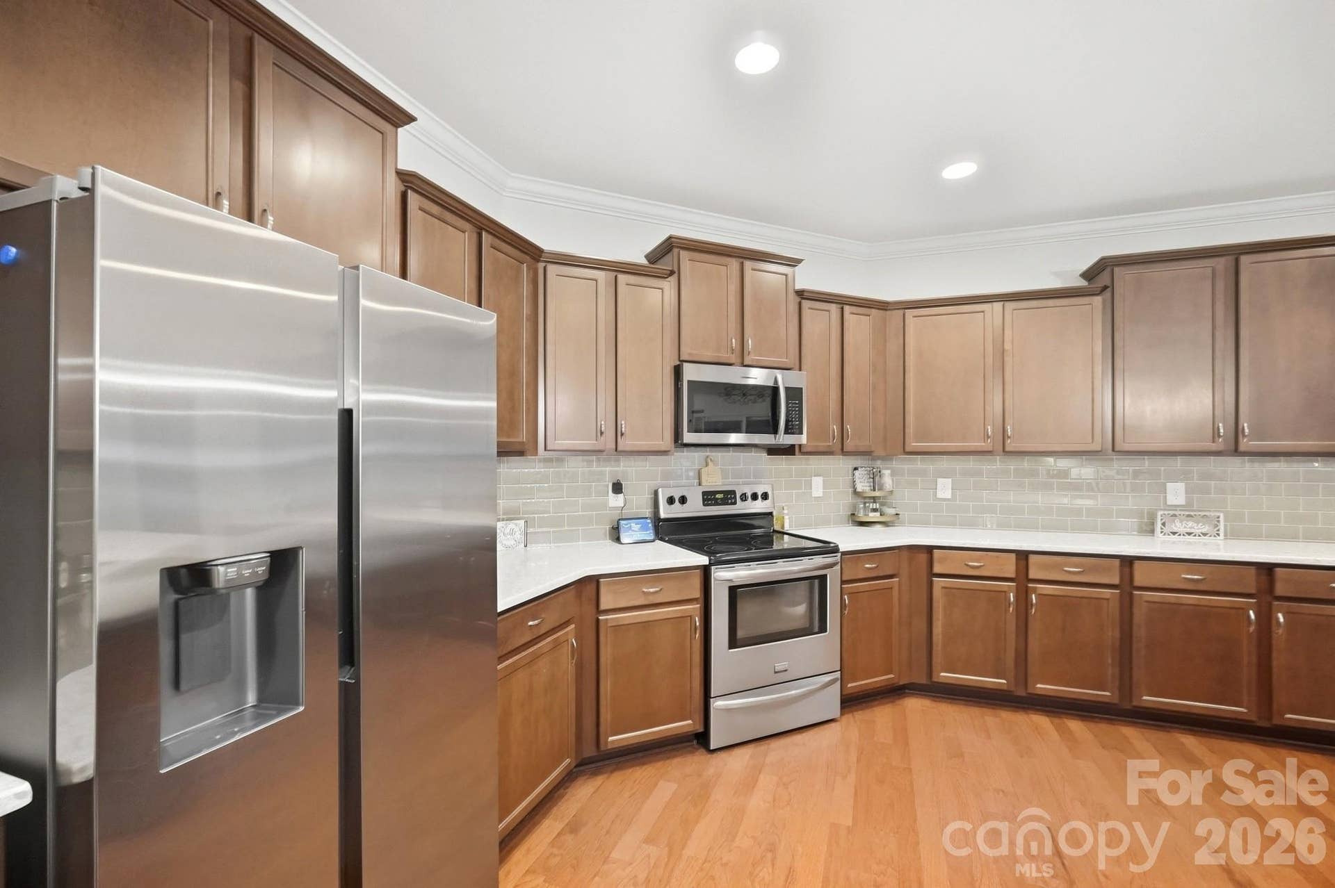 2669 Southern Trace Drive, Waxhaw, NC 28173 SS Appliances