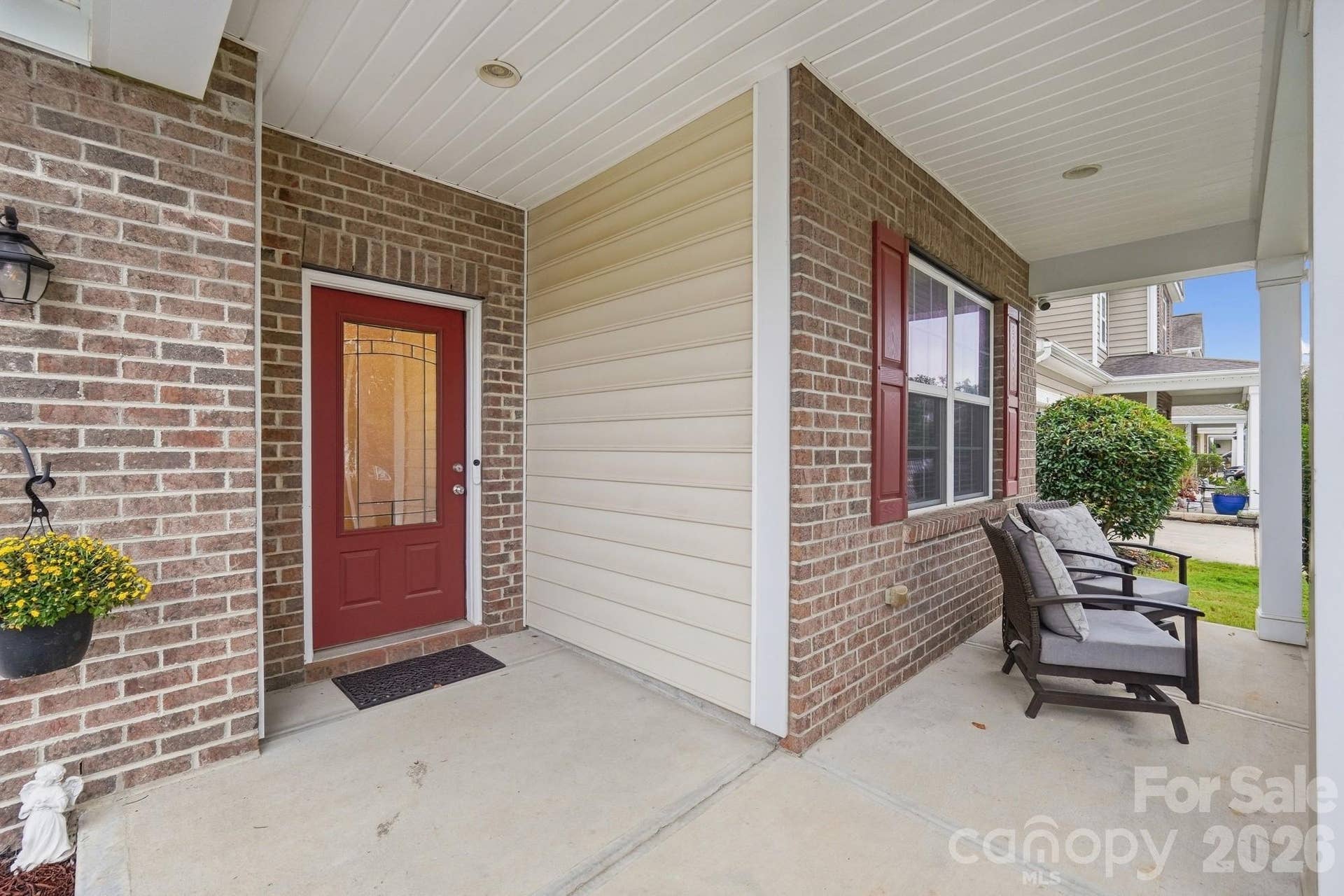 2669 Southern Trace Drive, Waxhaw, NC 28173 Covered front porch
