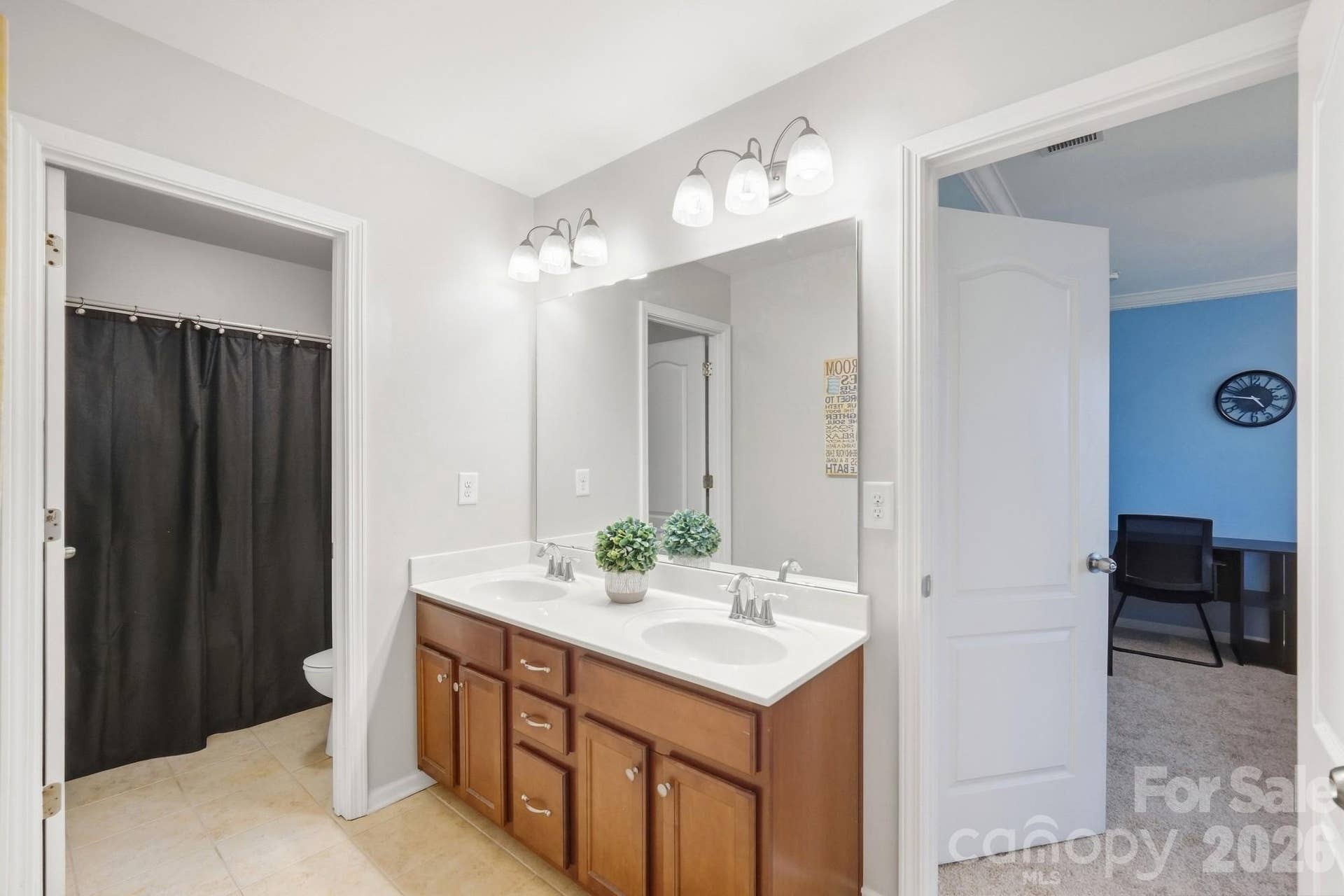 2669 Southern Trace Drive, Waxhaw, NC 28173 Jack & Jill Bath