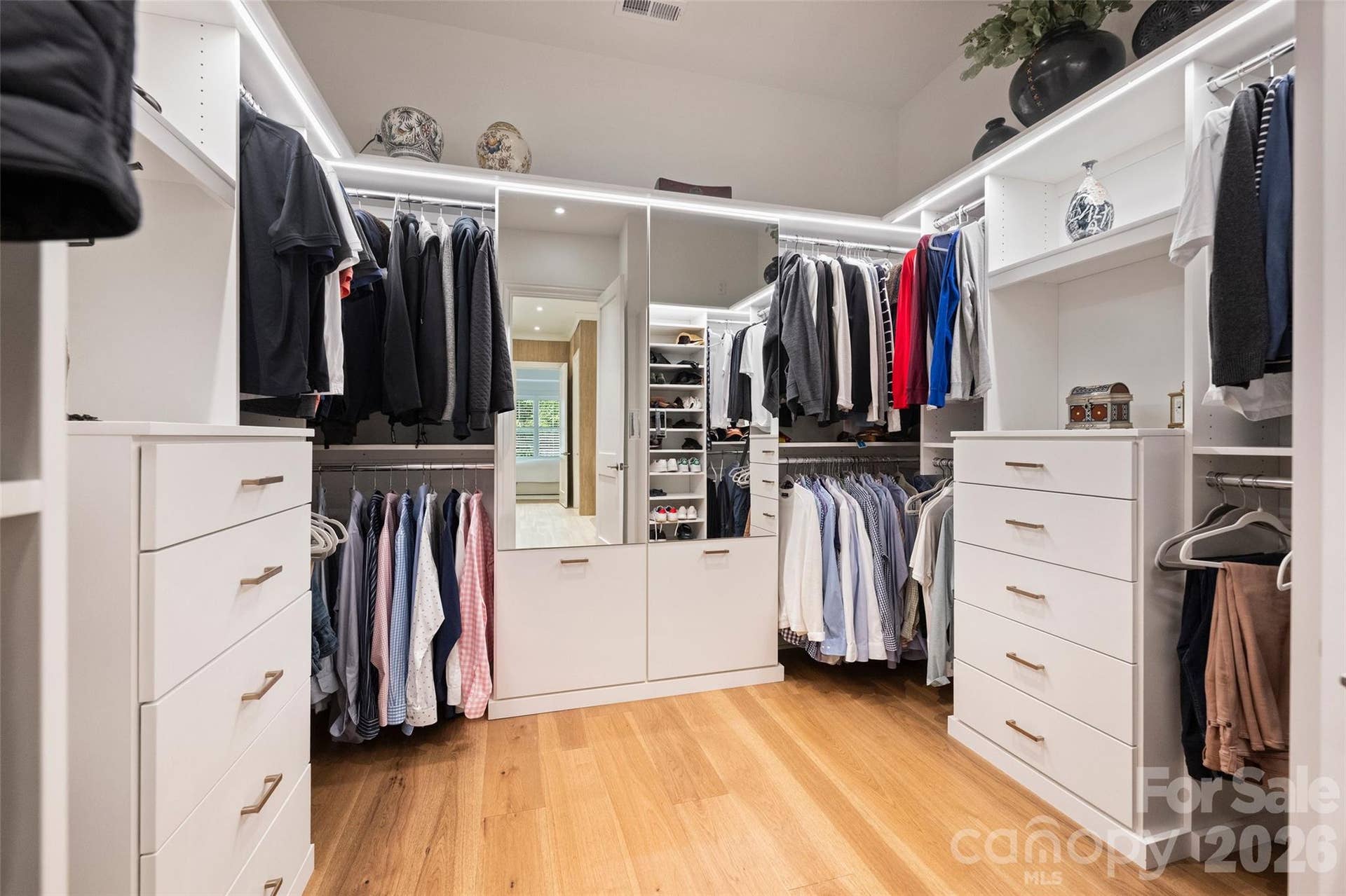 313 Audrey Place, Charlotte, NC 28226 313 Audrey Place, Charlotte, NC 28226