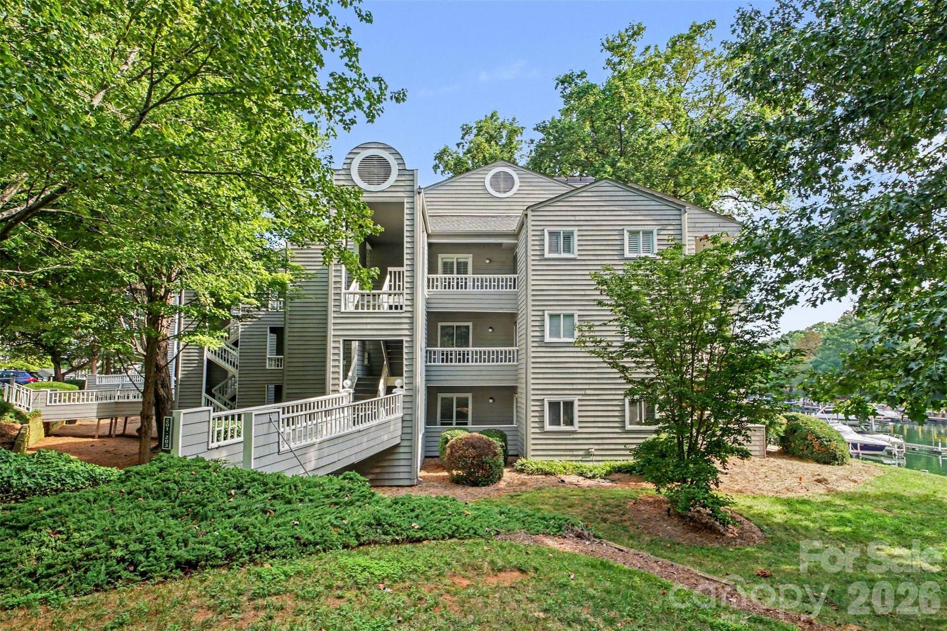 203 Northwest Drive, Davidson, NC 28036