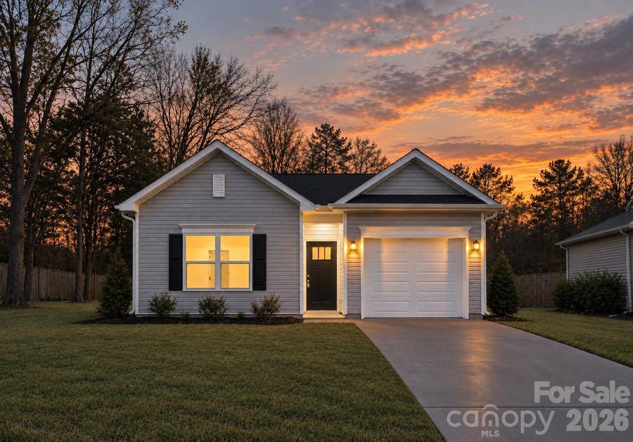 Property photo for 1009 E Catawba Street, Lincolnton, NC
