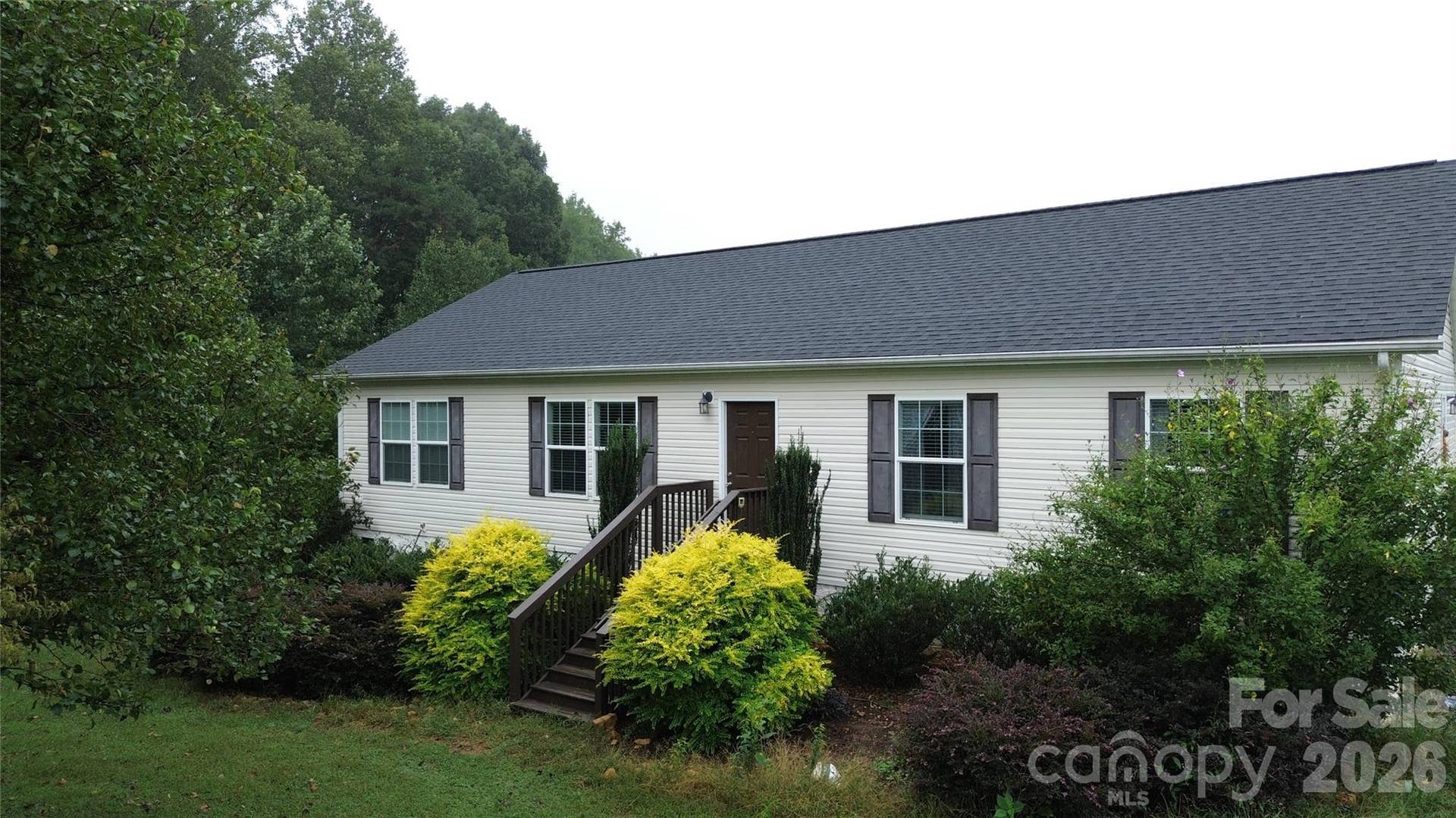 1274 Crandell Drive, Crouse, NC 28033