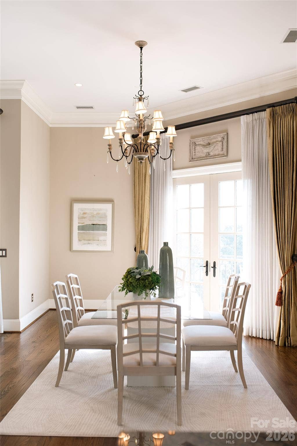2823 Providence Road, #280, Charlotte, NC 28211 Dining area opens through French doors to the Juliet balcony