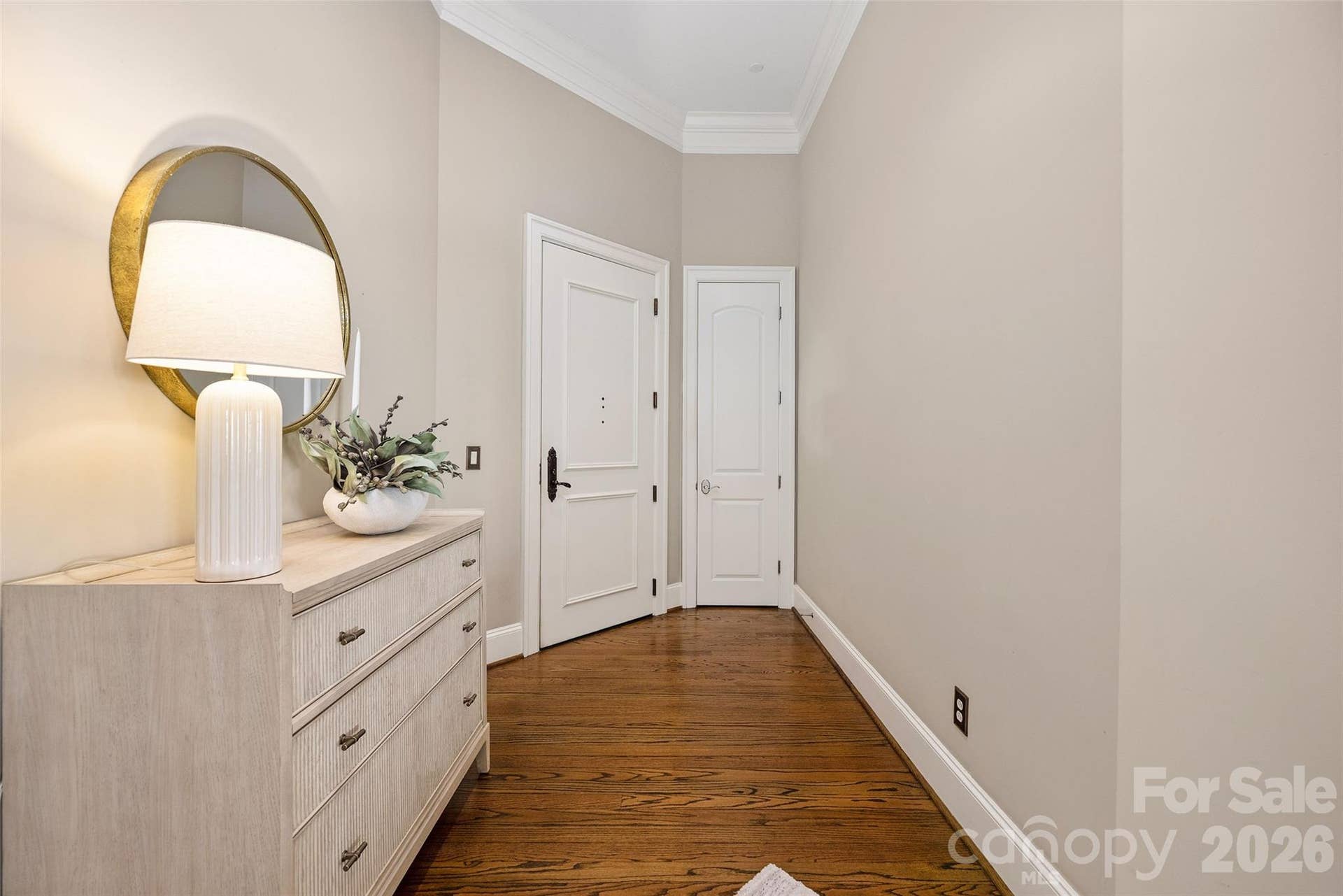 2823 Providence Road, #280, Charlotte, NC 28211 Entry hall off the foyer