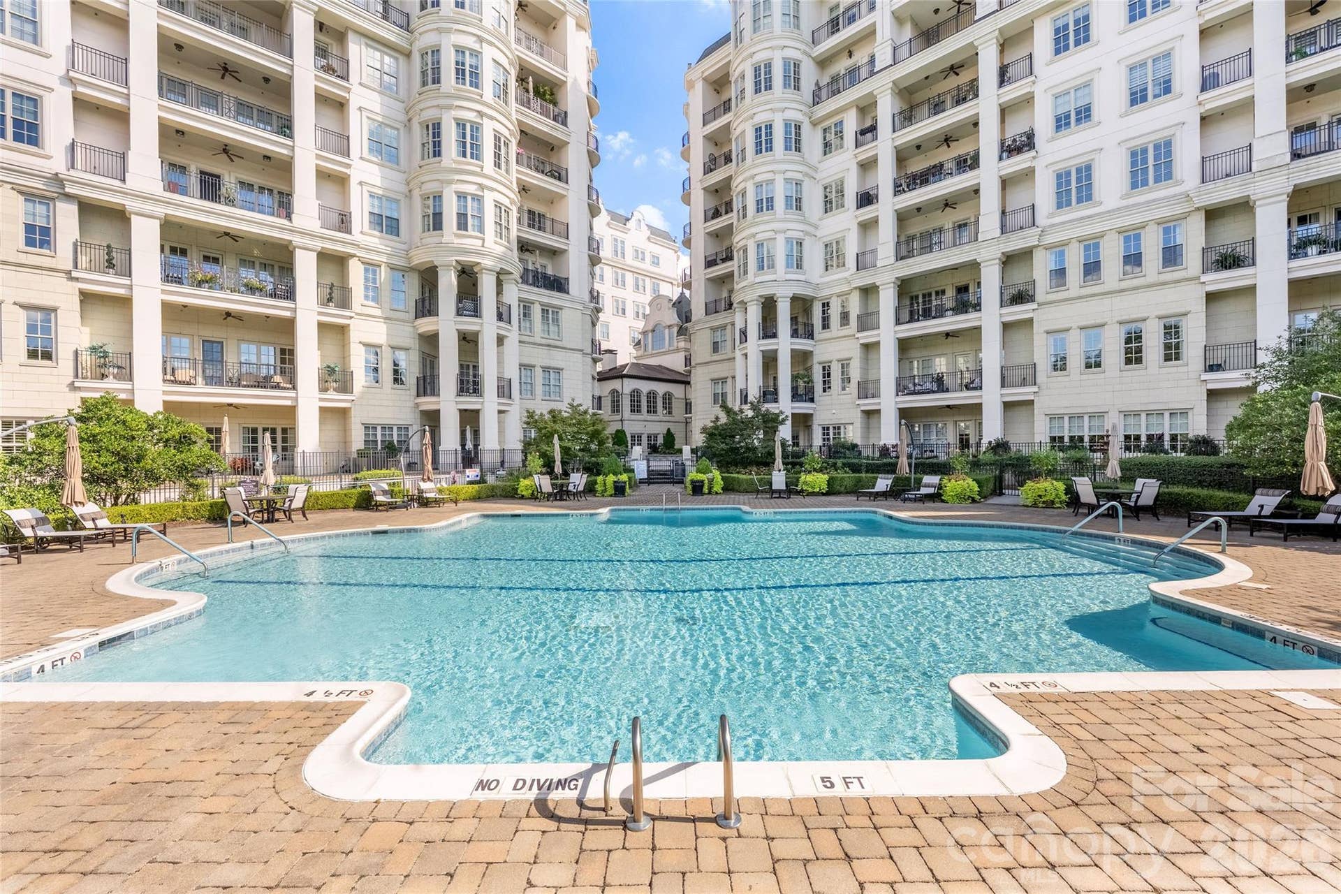 2823 Providence Road, #280, Charlotte, NC 28211 Saltwater pool and terrace