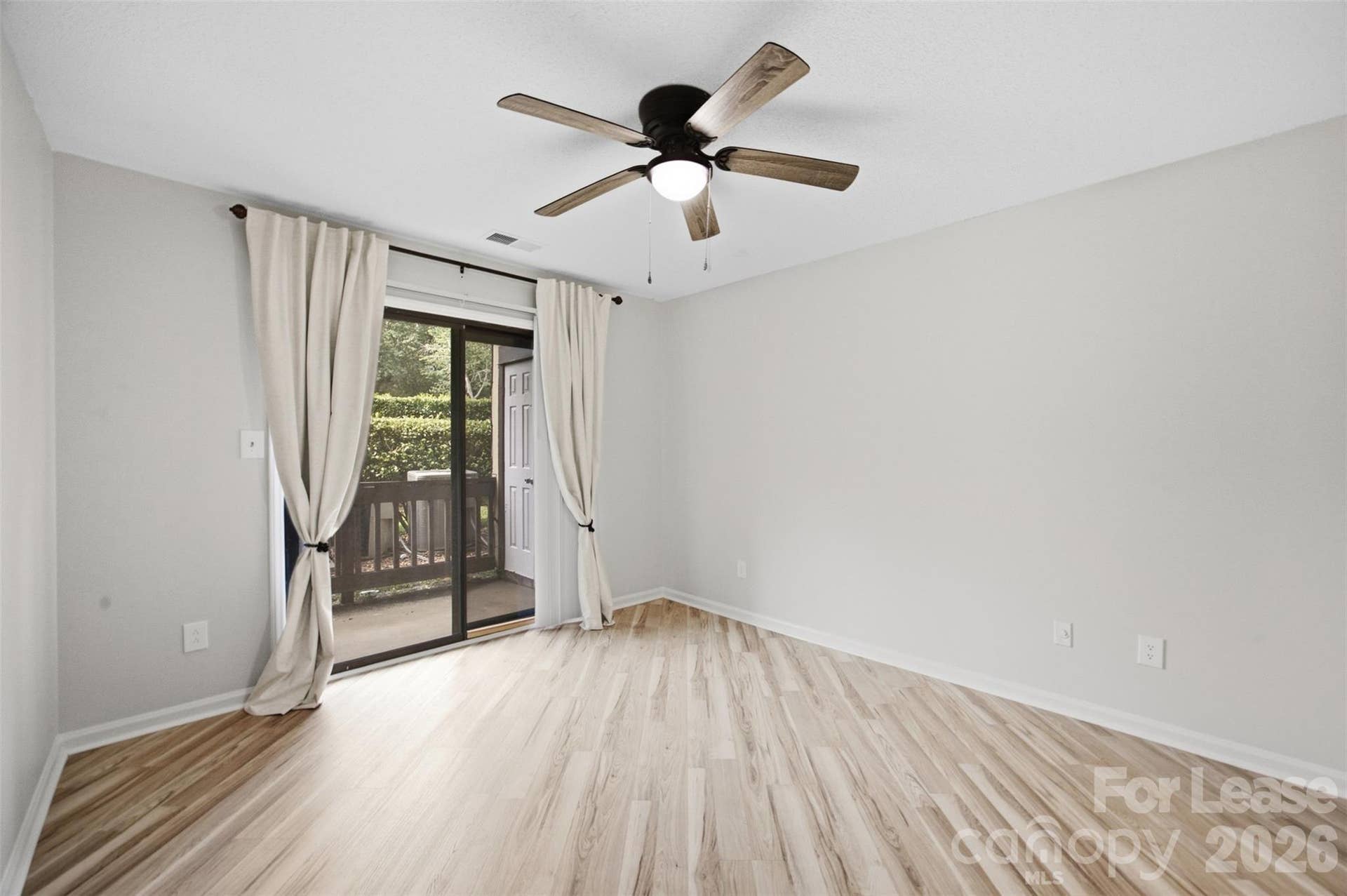 8157 Cedar Glen Drive, Charlotte, NC 28212 8157 Cedar Glen Drive, Charlotte, NC 28212