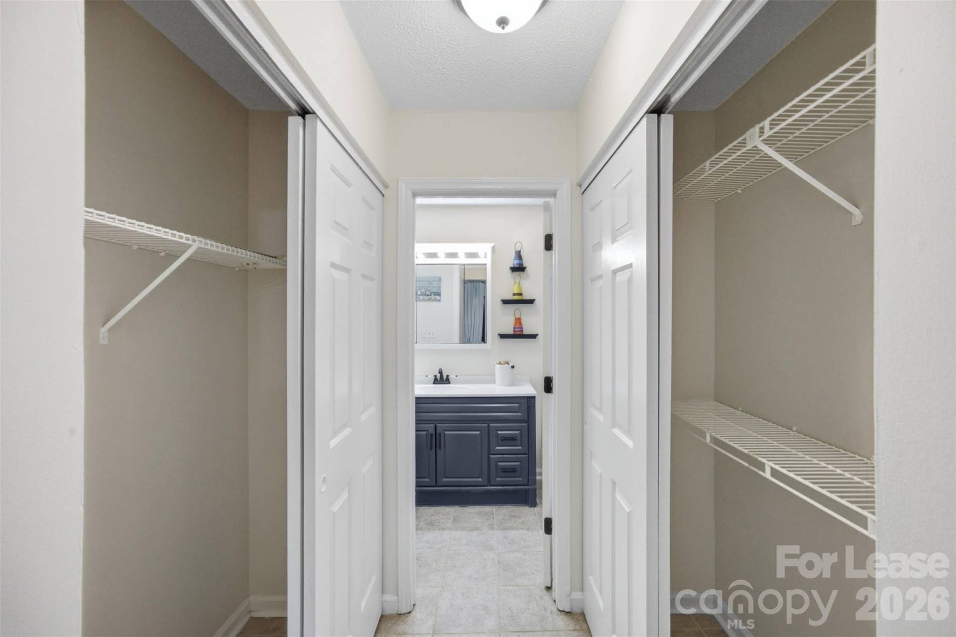 8157 Cedar Glen Drive, Charlotte, NC 28212 8157 Cedar Glen Drive, Charlotte, NC 28212