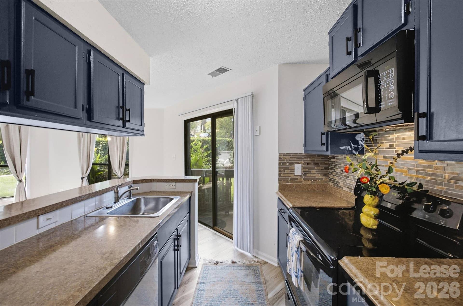 8157 Cedar Glen Drive, Charlotte, NC 28212 8157 Cedar Glen Drive, Charlotte, NC 28212