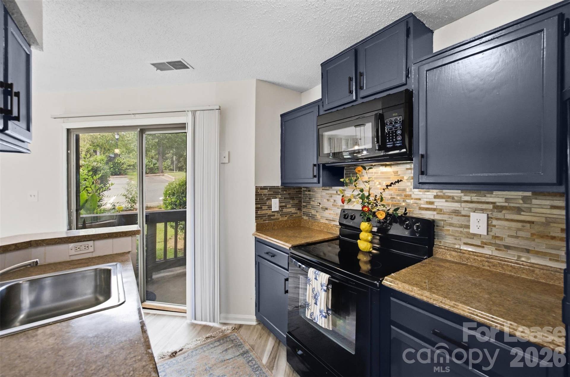 8157 Cedar Glen Drive, Charlotte, NC 28212 8157 Cedar Glen Drive, Charlotte, NC 28212