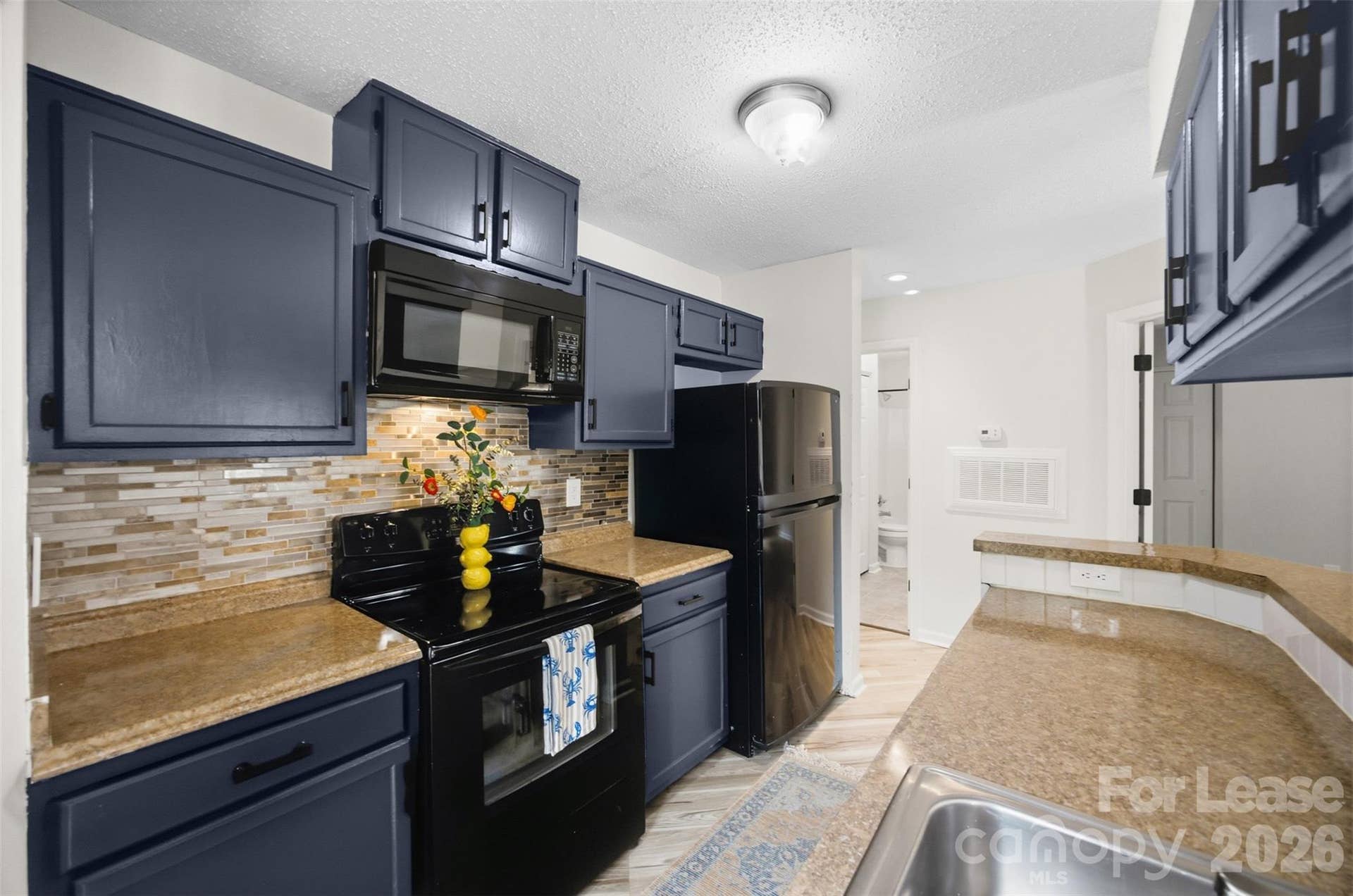 8157 Cedar Glen Drive, Charlotte, NC 28212 8157 Cedar Glen Drive, Charlotte, NC 28212