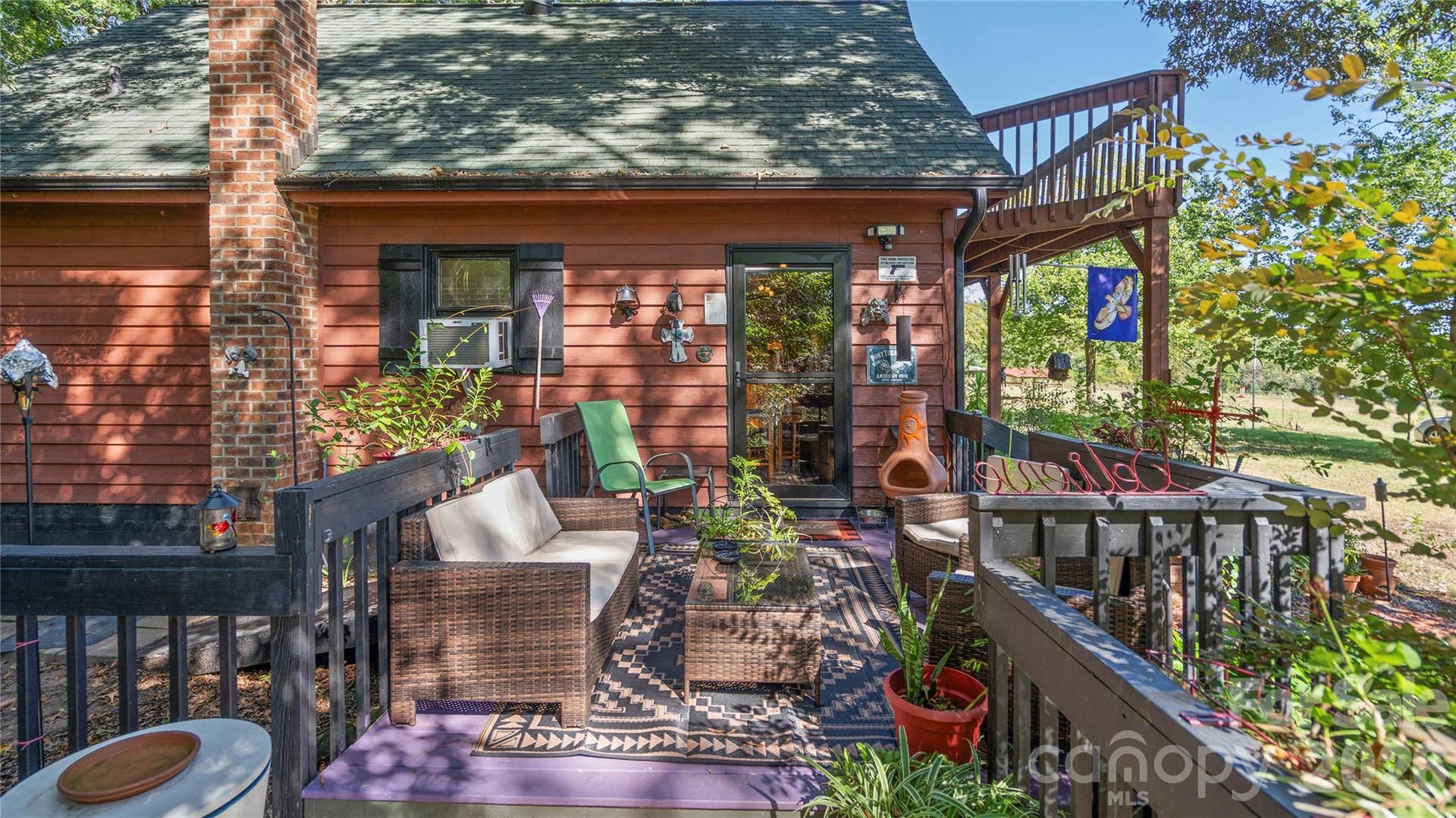 Beautiful deck