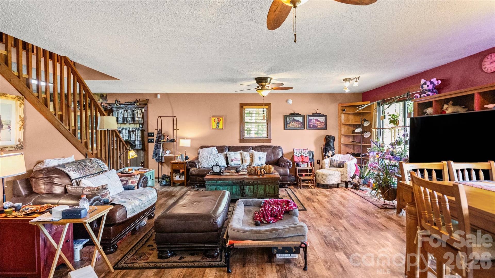 Cozy, cabin feel