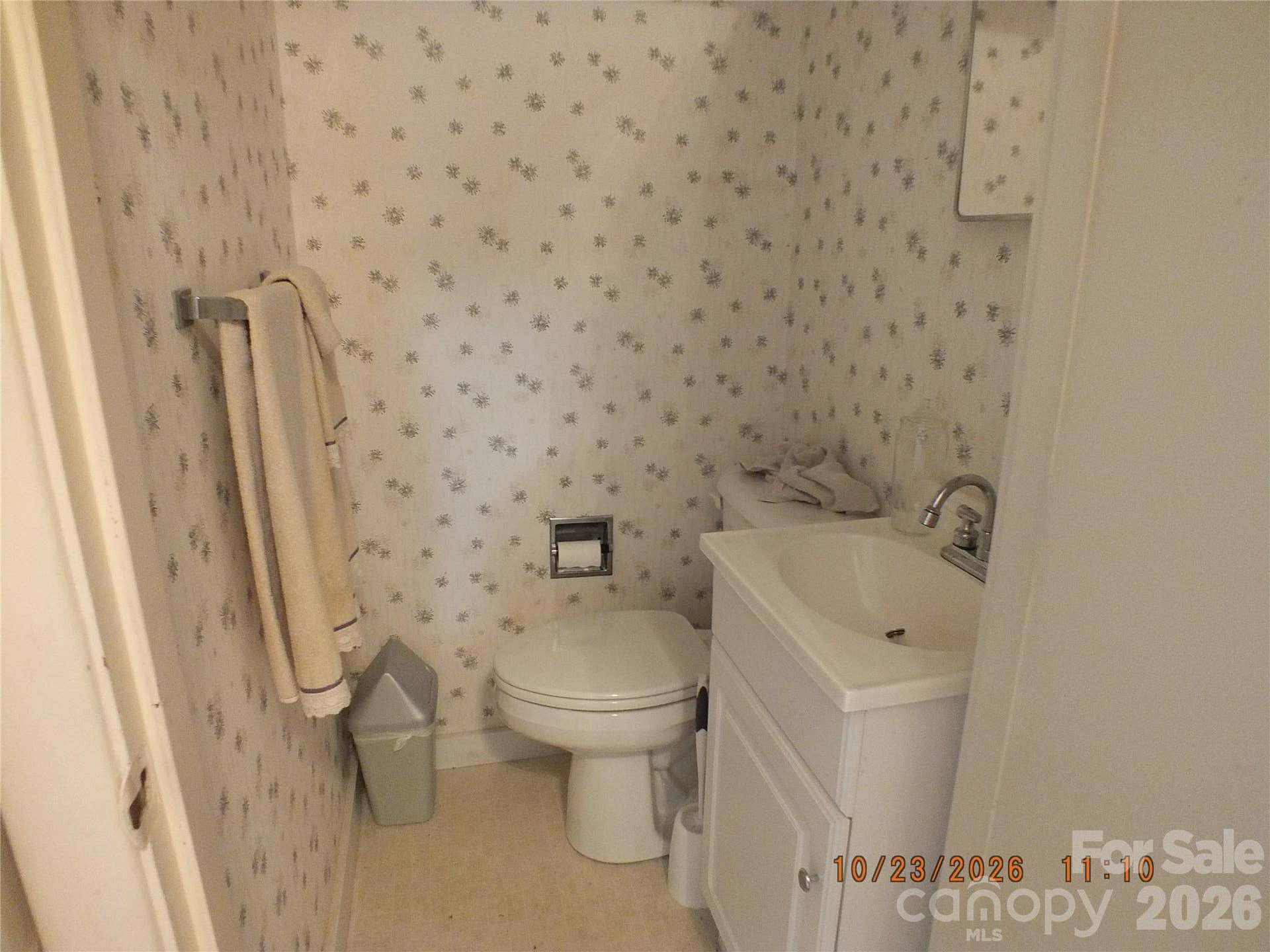 1104 Crestfield Drive, Lancaster, SC 29720 1104 Crestfield Drive, Lancaster, SC 29720