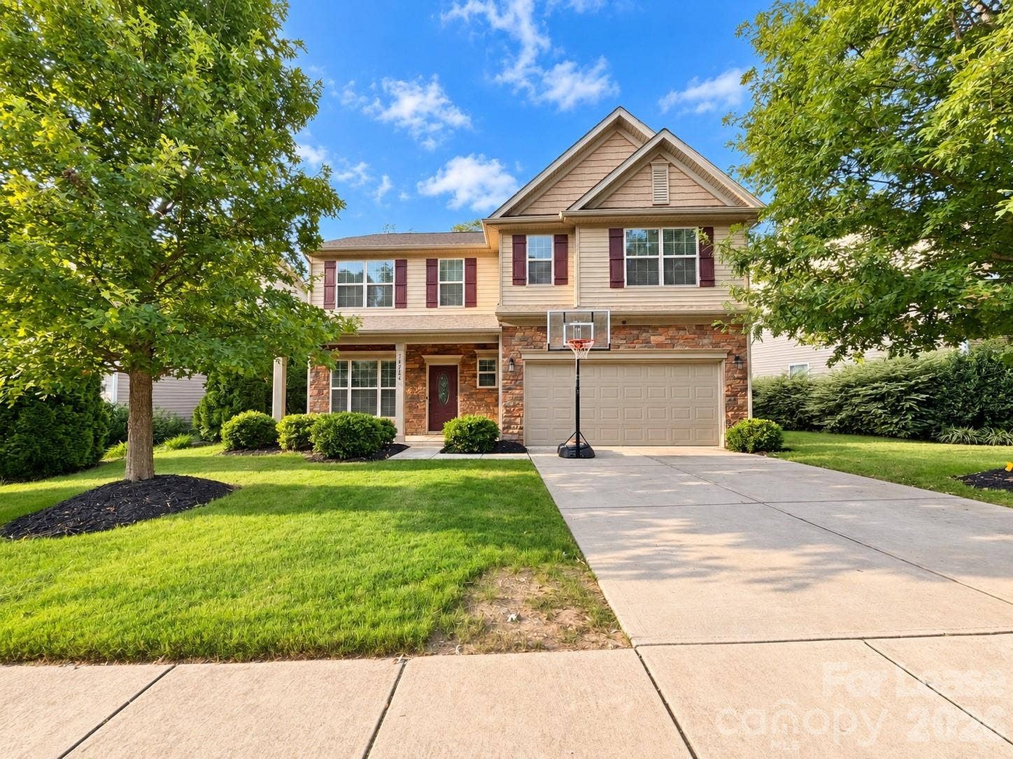 16226 Long Talon Way, Charlotte, NC 28278 16226 Long Talon Way, Charlotte, NC 28278