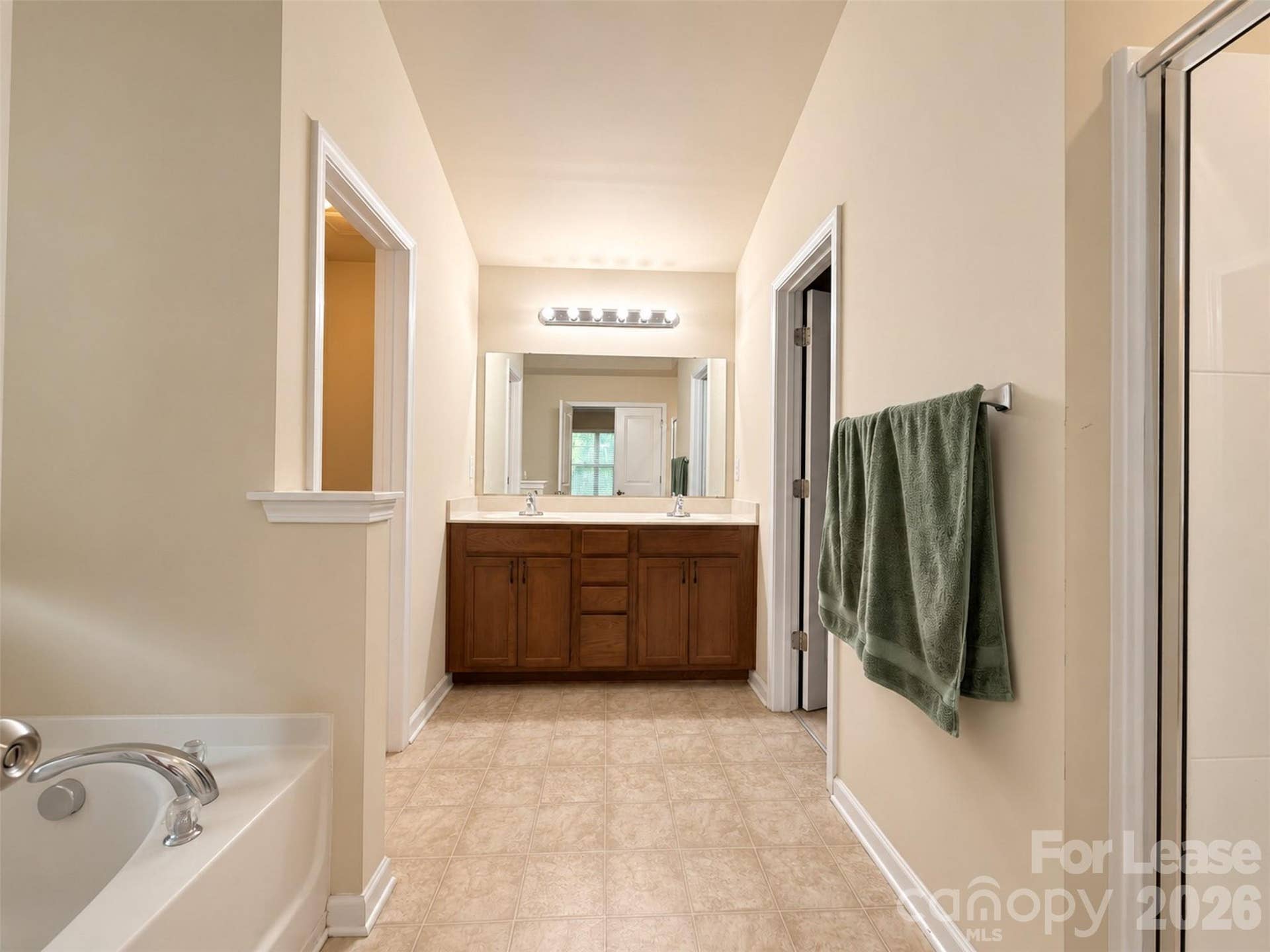 16226 Long Talon Way, Charlotte, NC 28278 16226 Long Talon Way, Charlotte, NC 28278