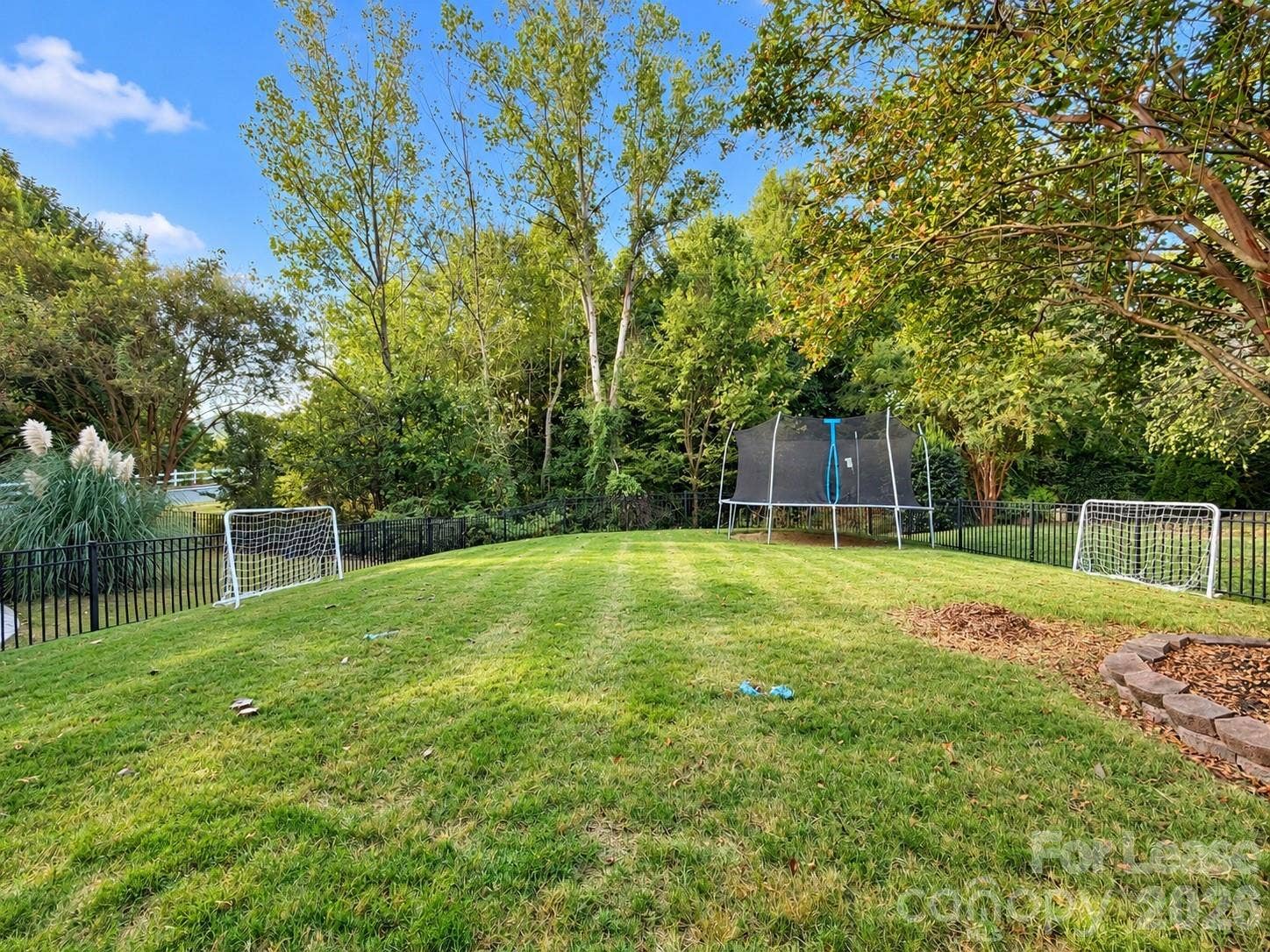 16226 Long Talon Way, Charlotte, NC 28278 16226 Long Talon Way, Charlotte, NC 28278