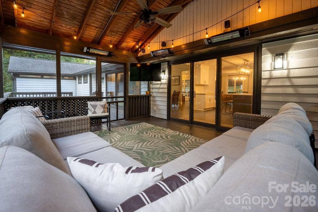Screened Porch
