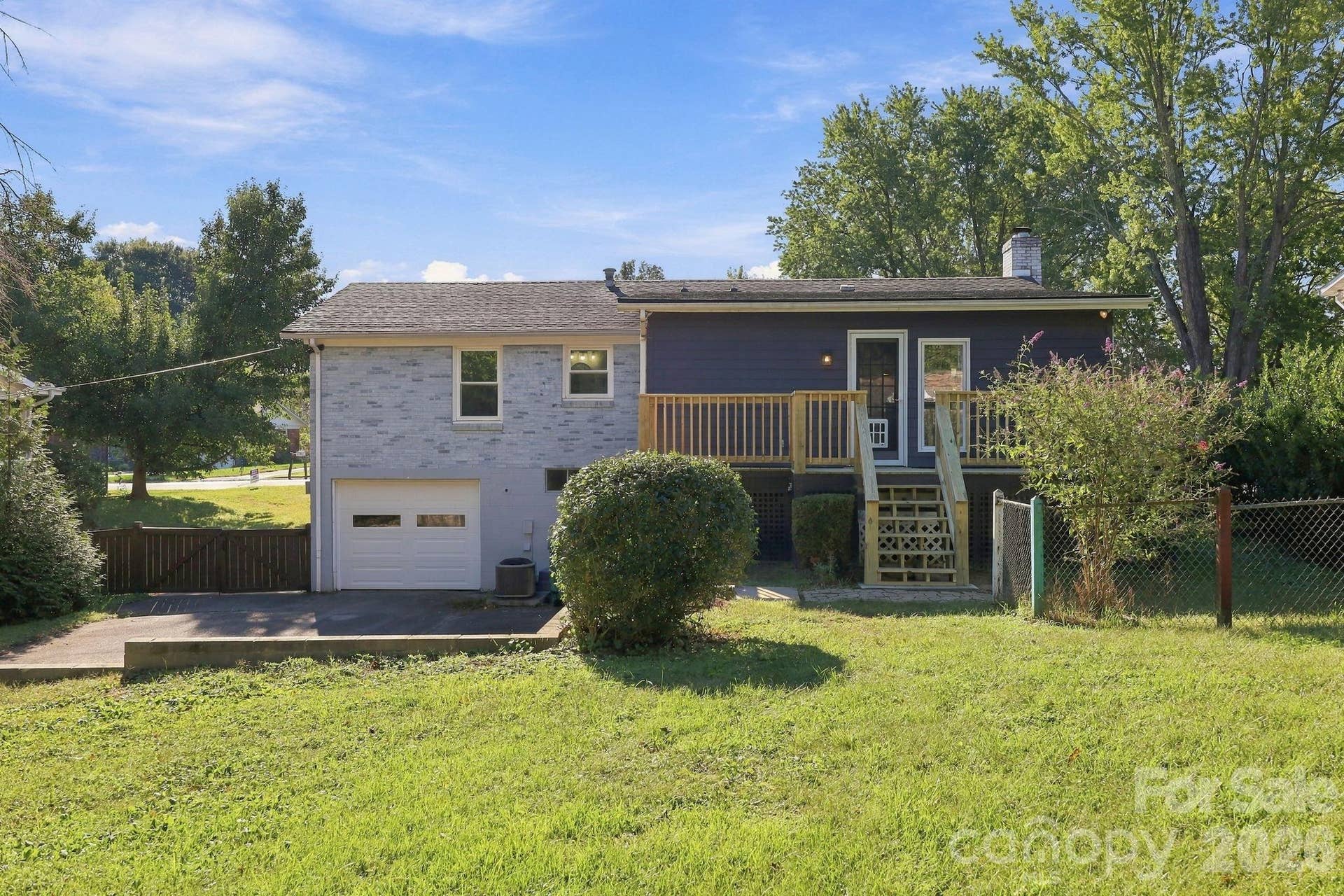 20 Oak Leaf Lane, Arden, NC 28704