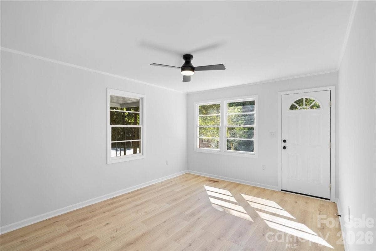 2700 Douglas Drive, Gastonia, NC 28054 2700 Douglas Drive, Gastonia, NC 28054