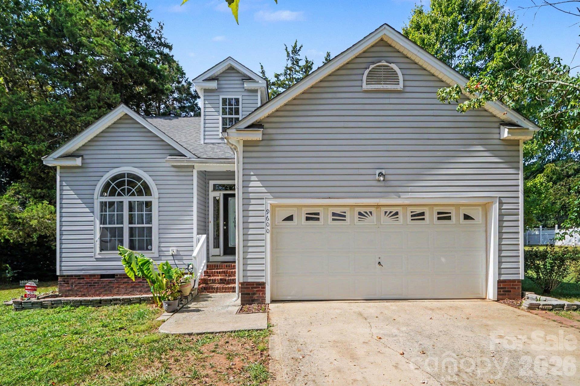 9600 Veronica Drive, Charlotte, NC 28215