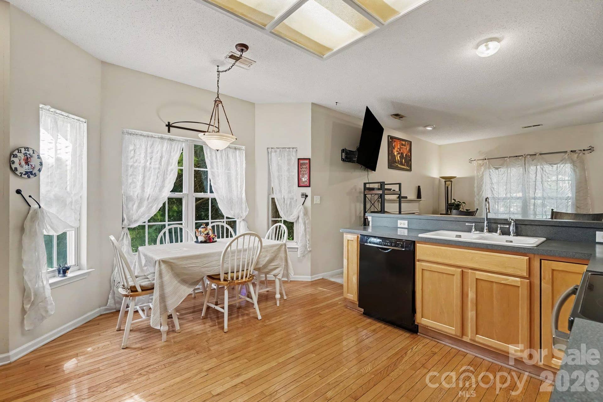 9600 Veronica Drive, Charlotte, NC 28215